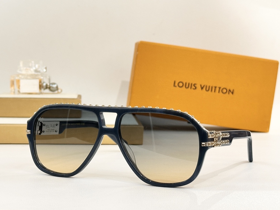 LOUIS VUITTO* MODEL：Z2011USIZE：60口15-142