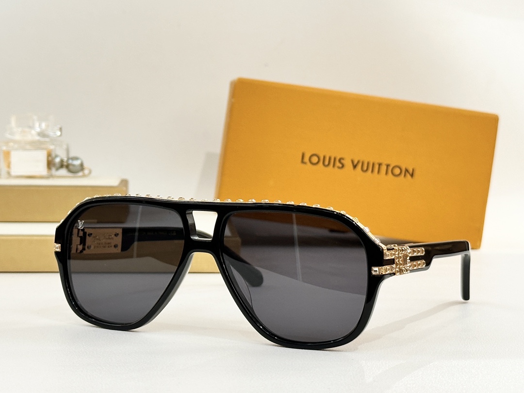 LOUIS VUITTO* MODEL：Z2011USIZE：60口15-142