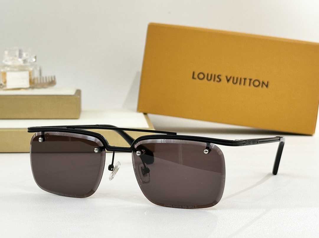 LOUIS VUITTO*MODEL：Z2060USIZE：59口15-140