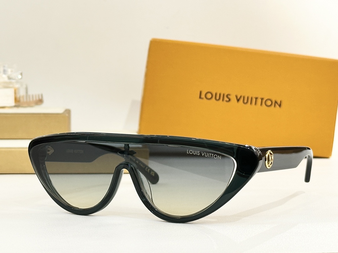 LOUIS VUITTO*MODEL：Z2179USIZE：127口0-135