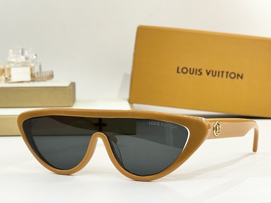 LOUIS VUITTO*MODEL：Z2179USIZE：127口0-135