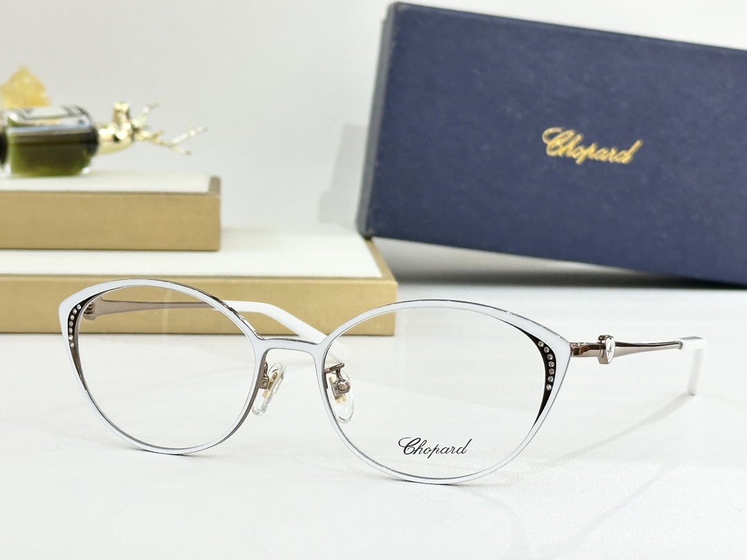 𝘾𝙃𝙊𝙋𝘼𝙍𝘿MOD：VCHF69JSize：54口18 140