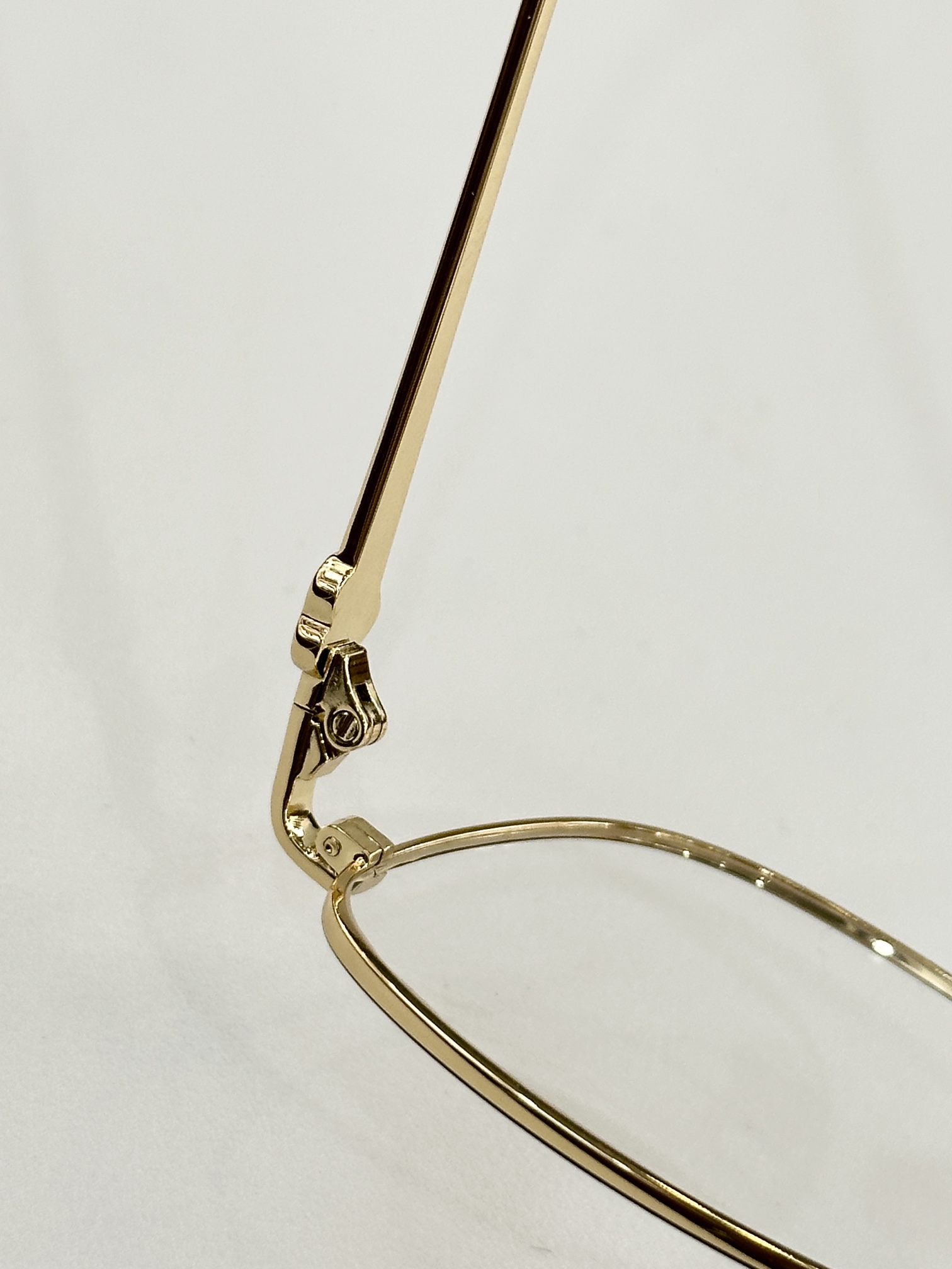 。 𝘾𝙃𝙊𝙋𝘼𝙍𝘿MOD：VCHA56JSize：53口17 140