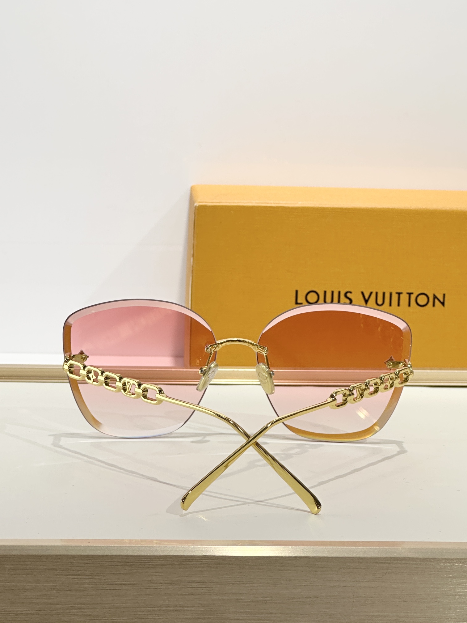 LOUIS VUITTONMODEL：Z2665USIZE：61口15-140