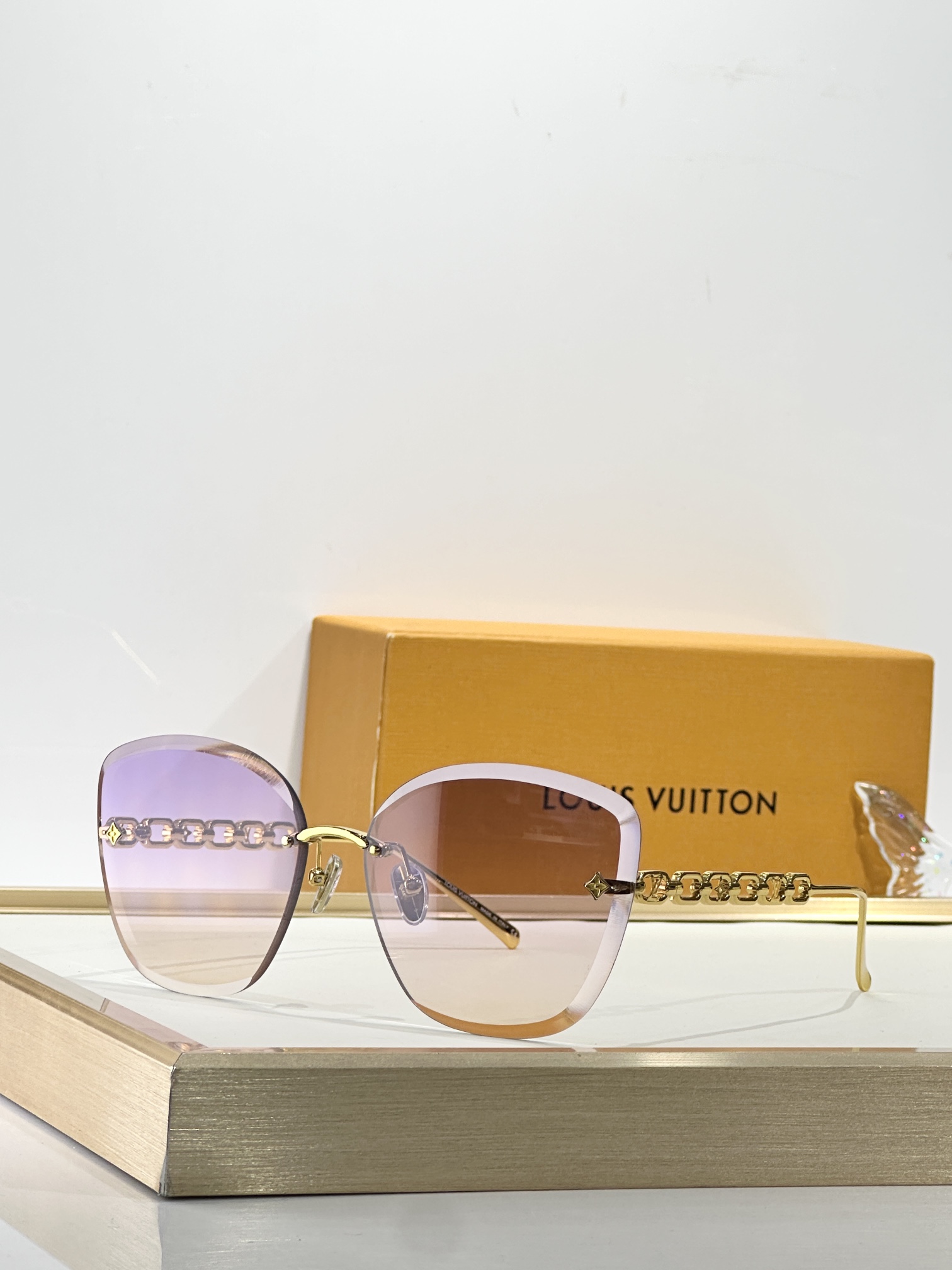 LOUIS VUITTONMODEL：Z2665USIZE：61口15-140