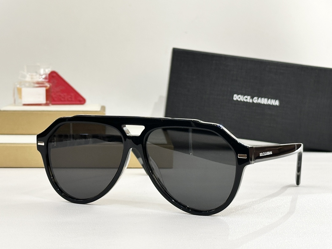 DOLCE & GABBAN* MODEL：DG4452 SIZE：63口13-145