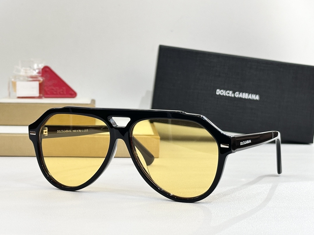 DOLCE & GABBAN* MODEL：DG4452 SIZE：63口13-145