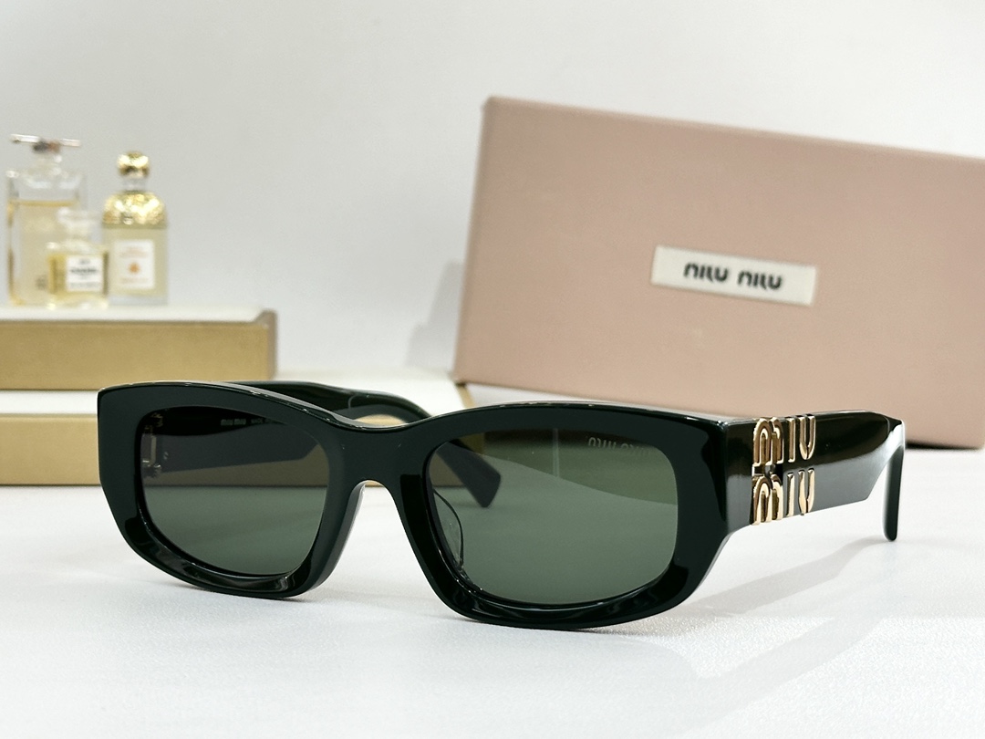 MIU MI* MODEL:SMU B04Size：53口22 135