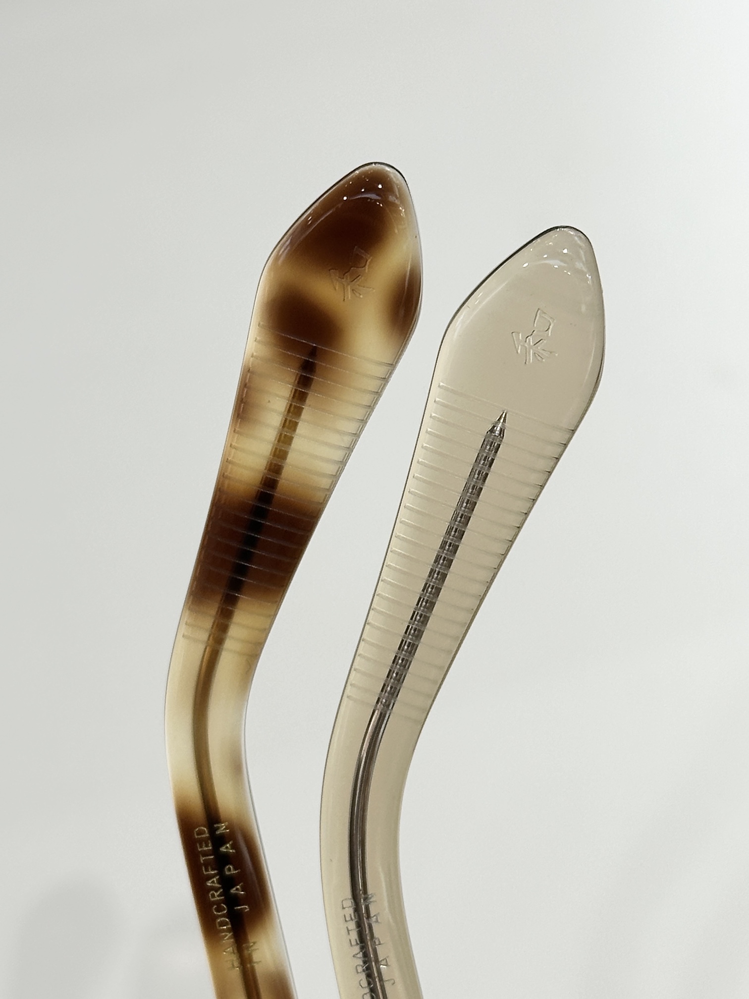 。 JACQUES MARIE MAGEMODEL：DEMONCEYISIZE:47-22