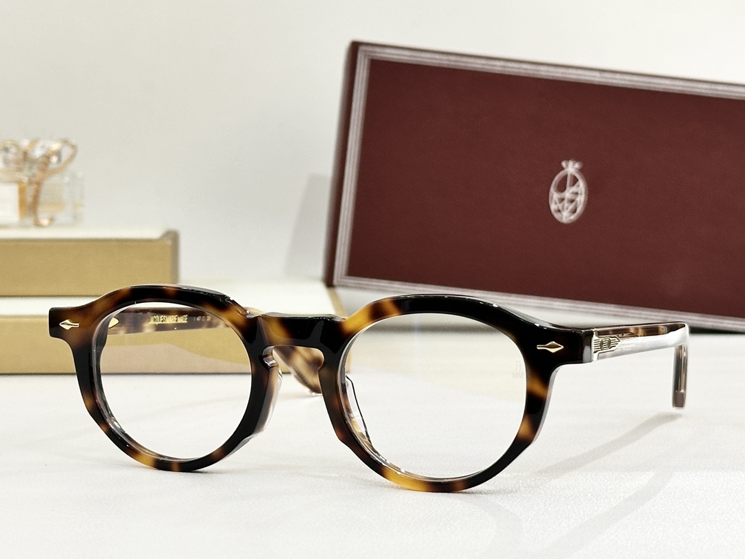 。 JACQUES MARIE MAGEMODEL：DEMONCEYISIZE:47-22