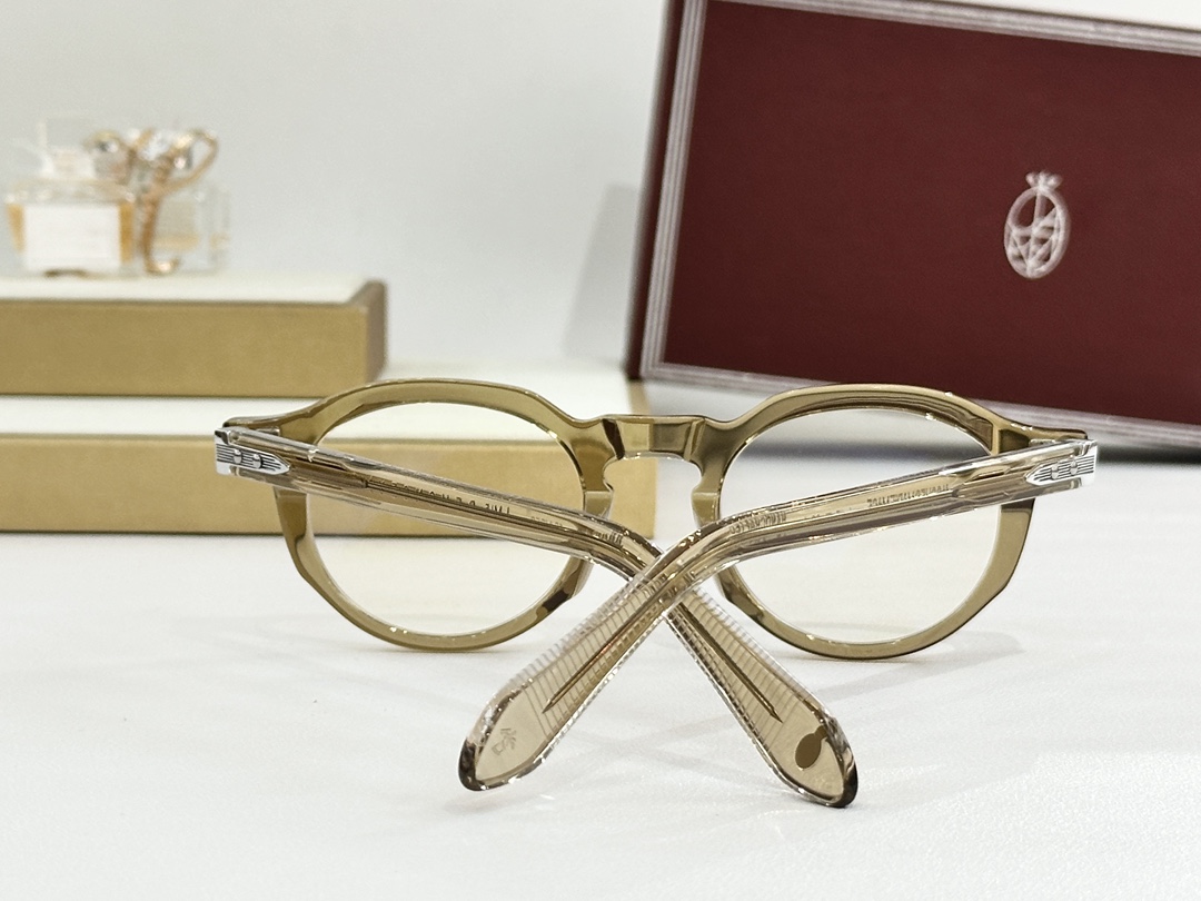 。 JACQUES MARIE MAGEMODEL：DEMONCEYISIZE:47-22