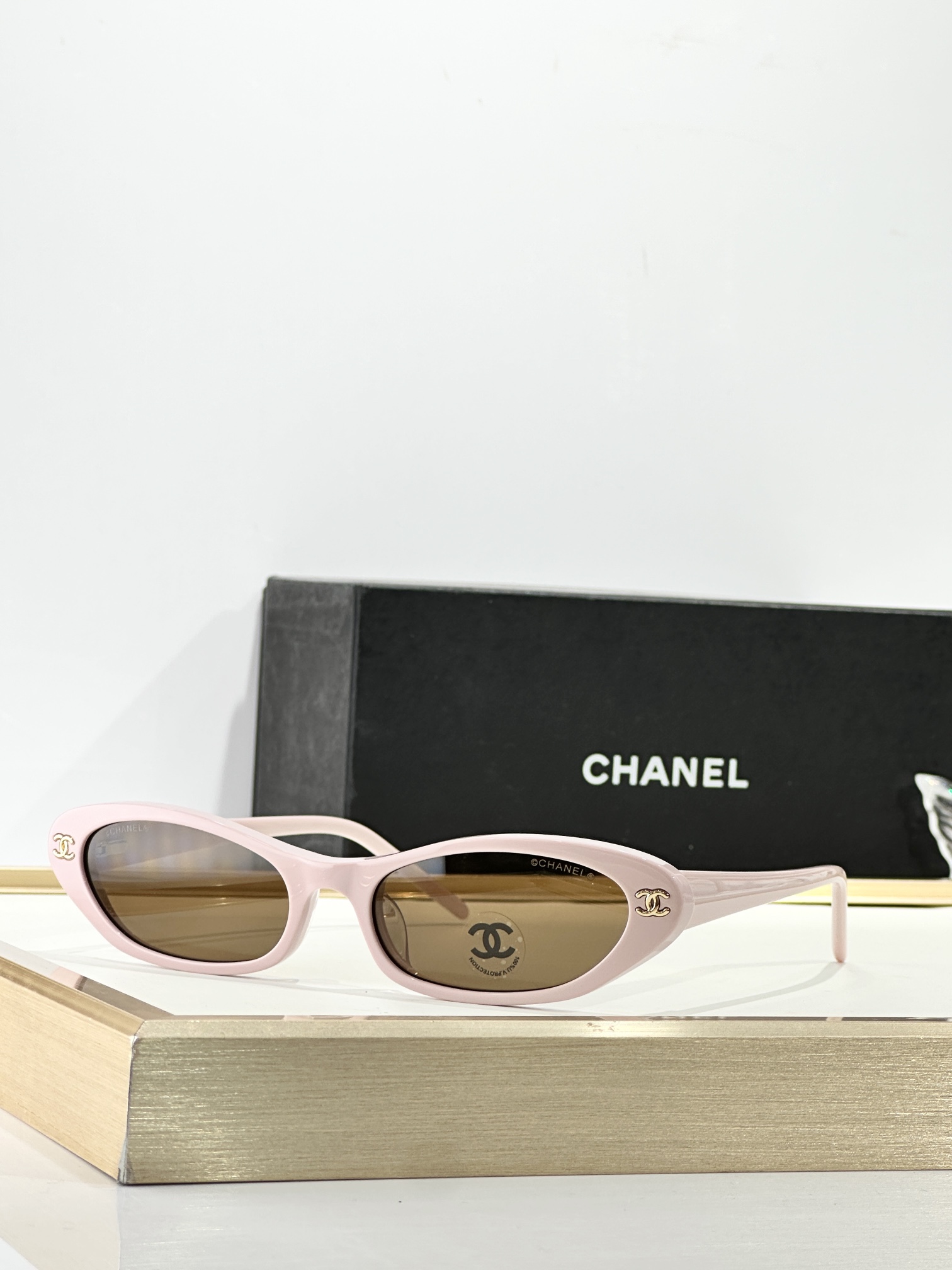 。 CHANELMODEL：CH3025SIZE：52口17-140