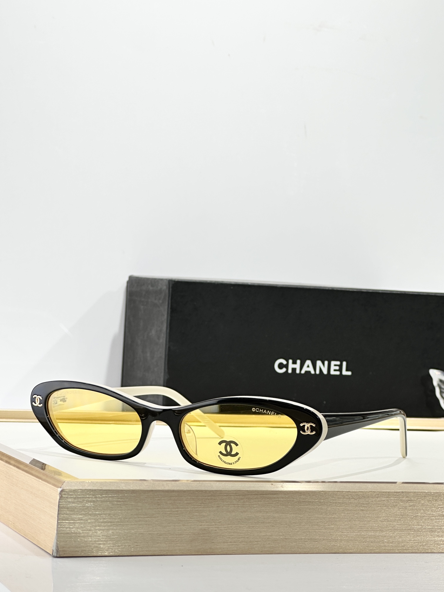 CHANEL MODEL：CH3025 SIZE：52口17-140 