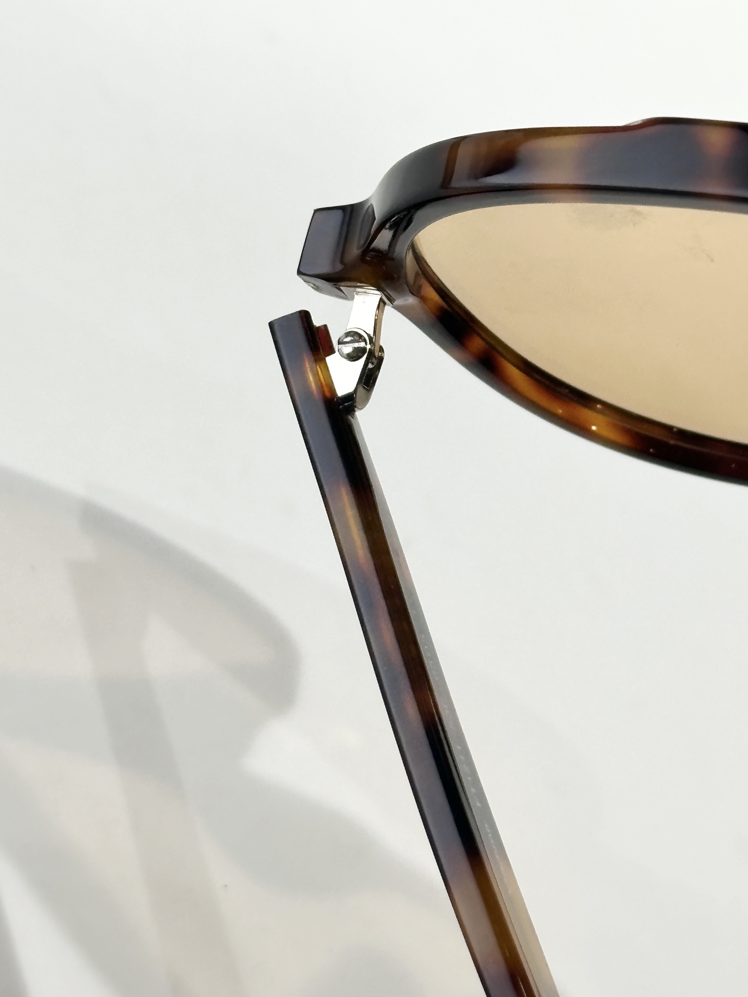 𝑻𝒐𝒎 𝑭𝒐𝒓𝒅 MOD：FT1211SIZE: 65-5-140