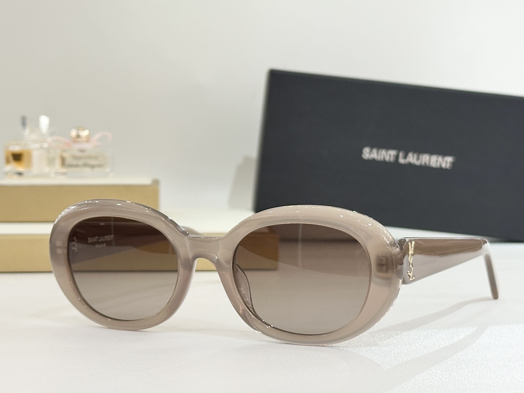 Saint Lauren*Mod：SL812FSize：54-21-145