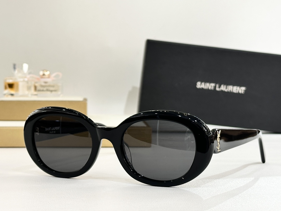 Saint Lauren*Mod：SL812FSize：54-21-145