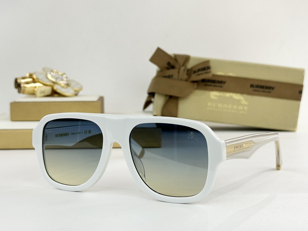 BURBERR*MODEL：B 5886SIZE：56口19-145