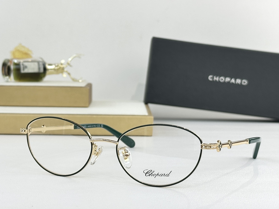 𝘾𝙃𝙊𝙋𝘼𝙍𝘿 MOD：VCHA52JSize：53口18 140