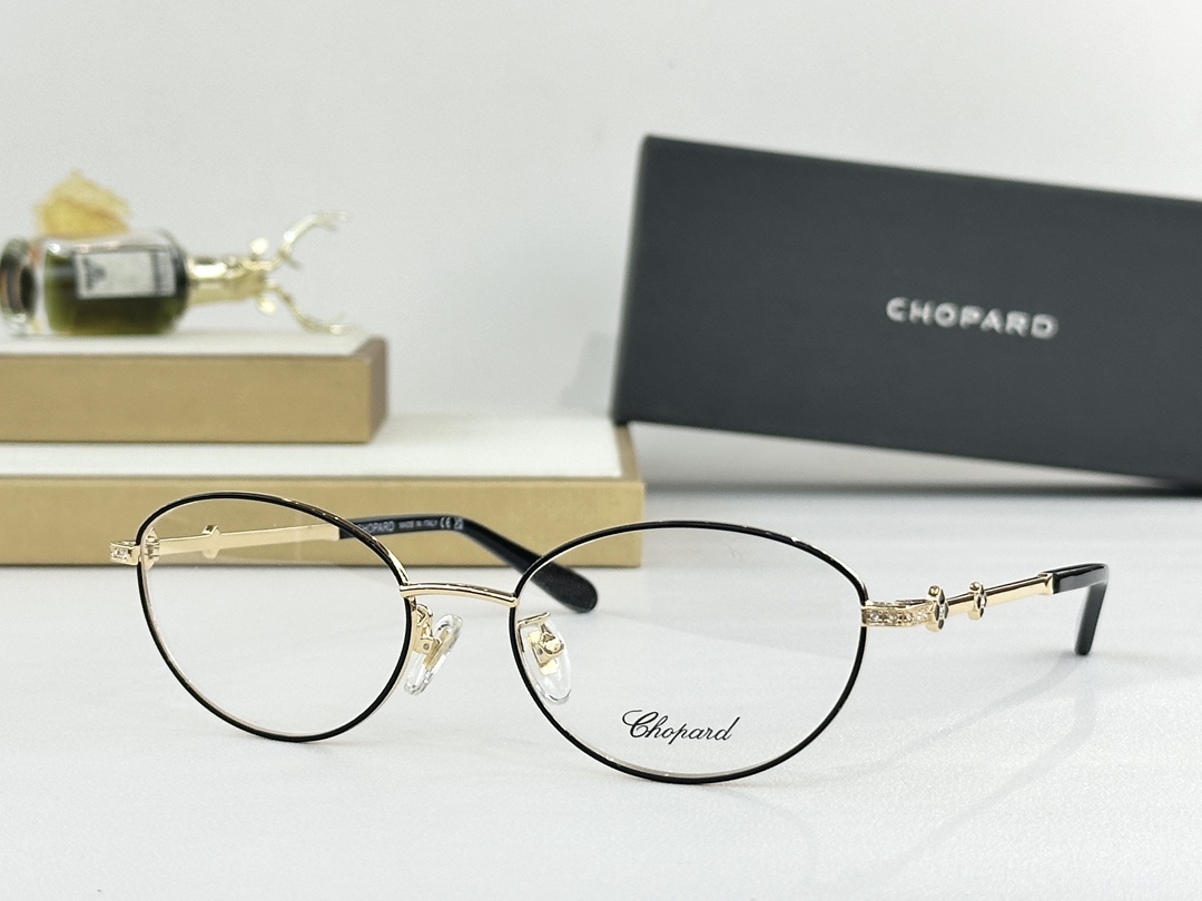 𝘾𝙃𝙊𝙋𝘼𝙍𝘿 MOD：VCHA52JSize：53口18 140