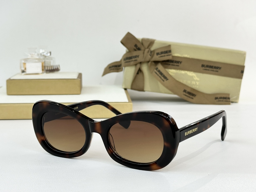 BURBERR*MODEL：BE6007SIZE：54口61-145