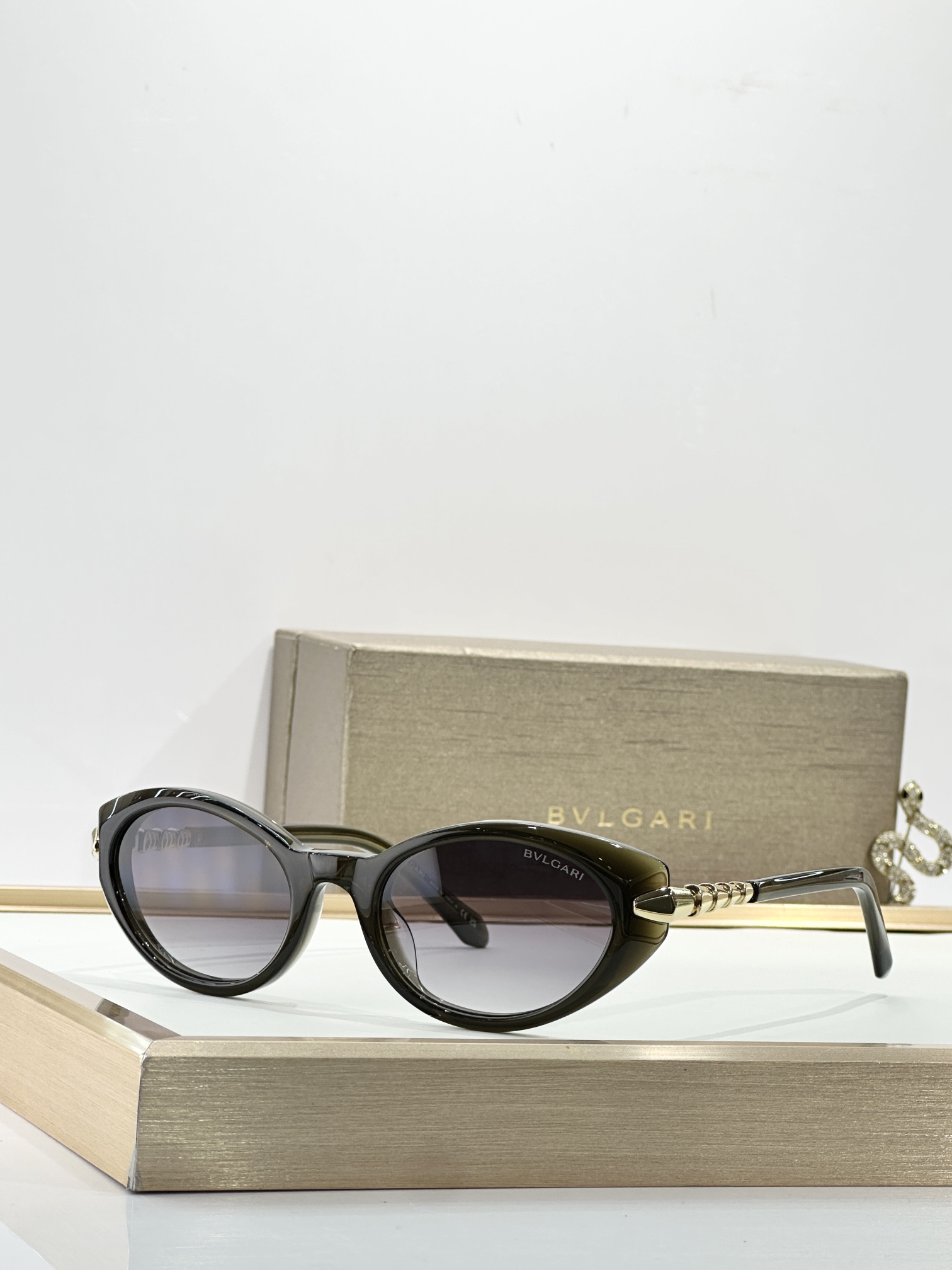 BVLGARIMOD：BV40068ISIZE：51-20-140