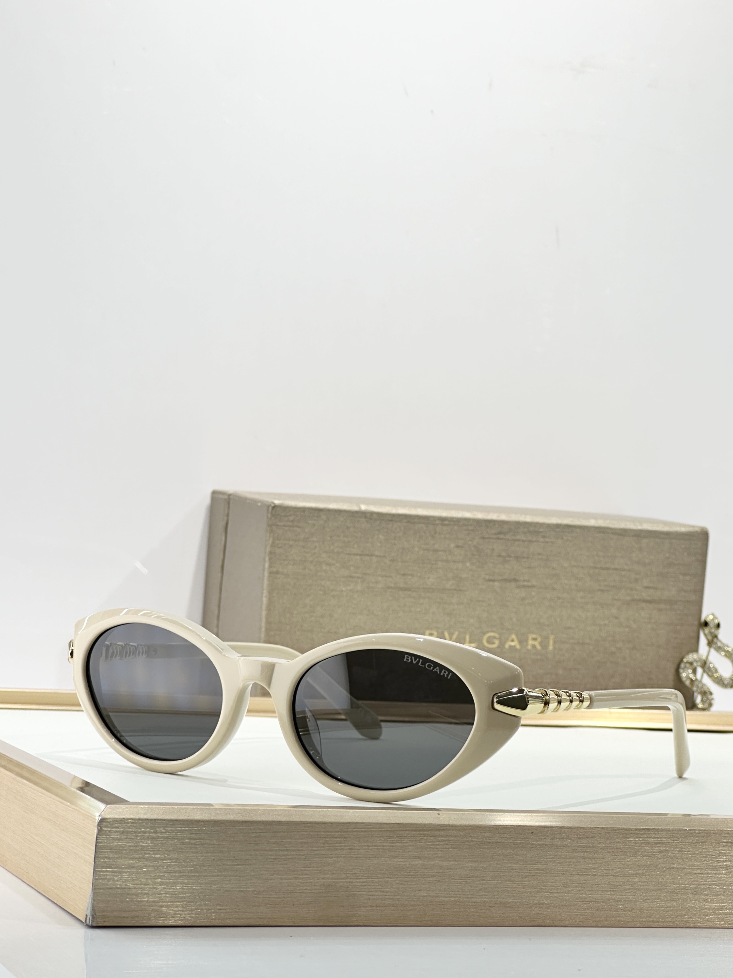 BVLGARIMOD：BV40068ISIZE：51-20-140