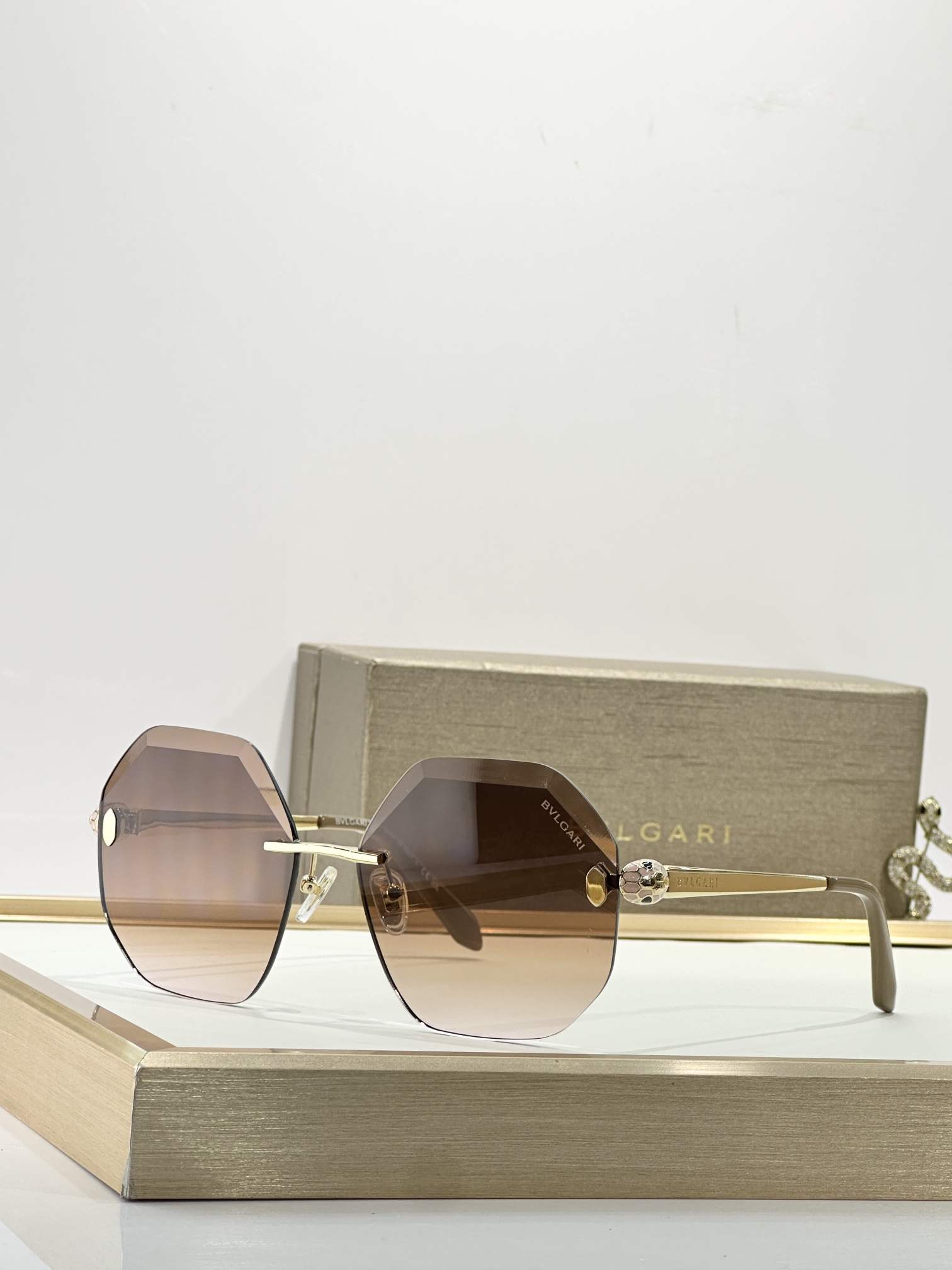 BVLGARIMOD：BV40106SIZE：59口15-140