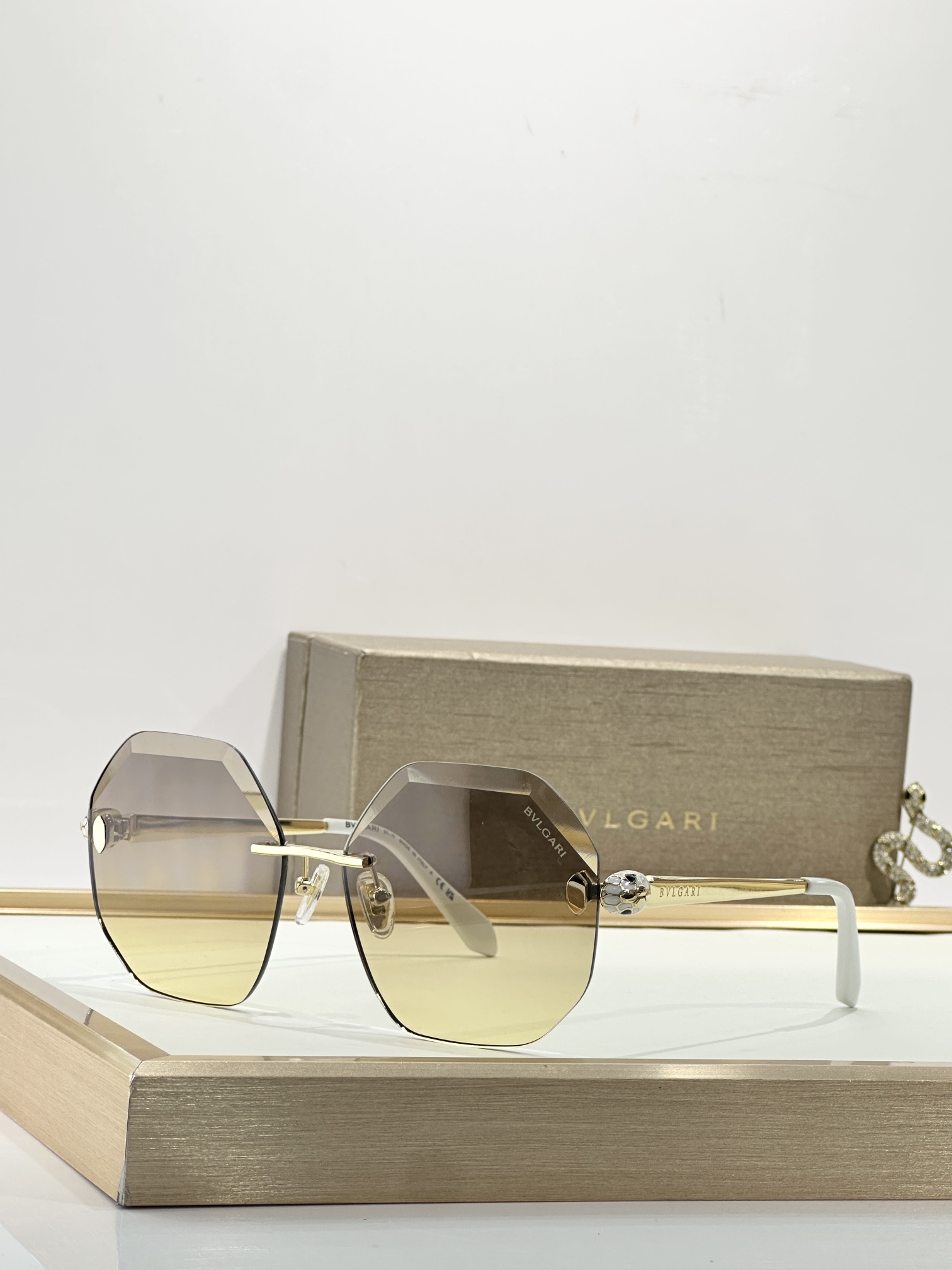 BVLGARIMOD：BV40106SIZE：59口15-140