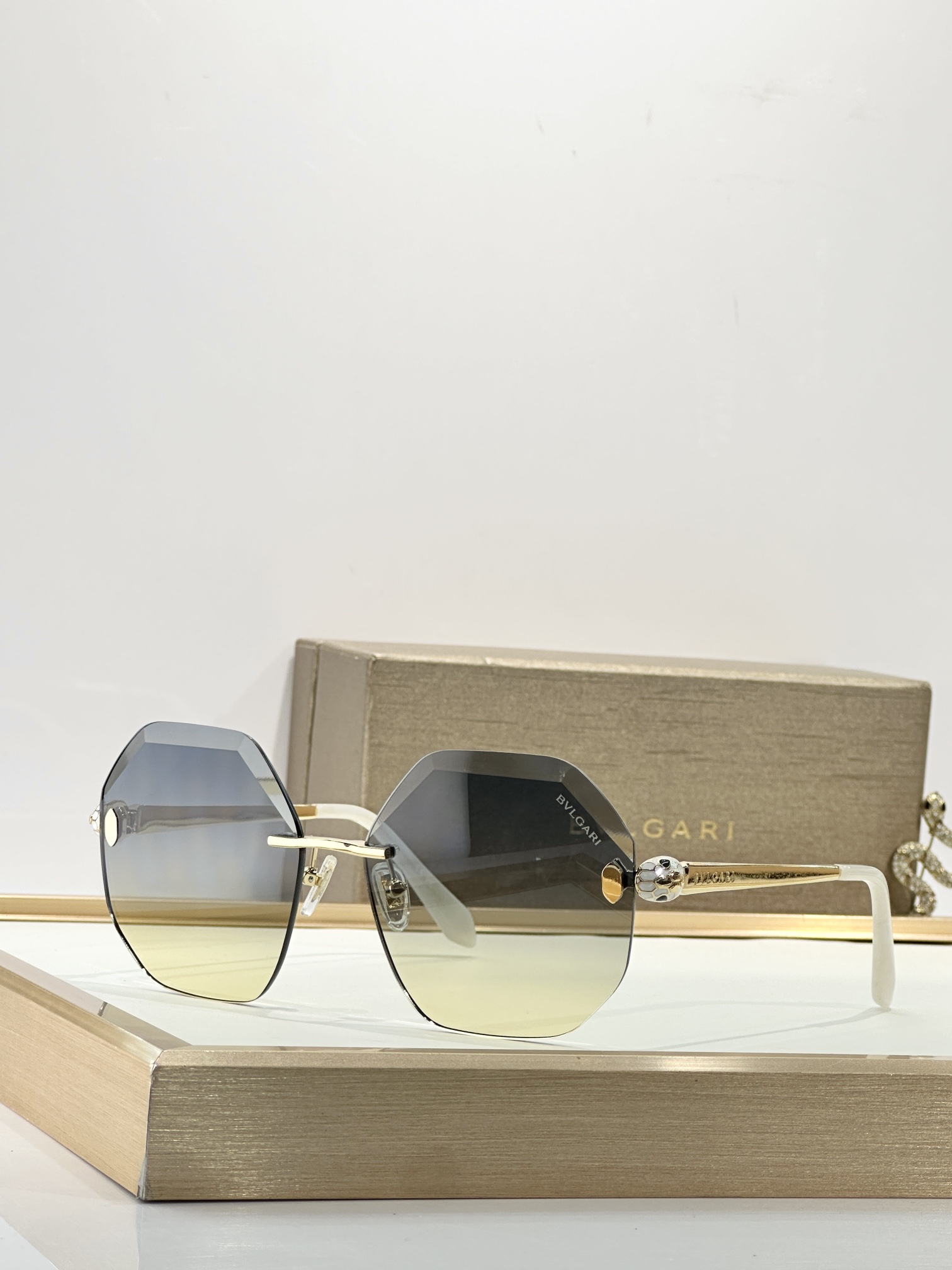 BVLGARIMOD：BV40106SIZE：59口15-140