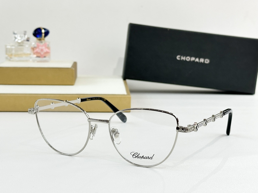 𝘾𝙃𝙊𝙋𝘼𝙍𝘿 MOD：SCHG957Size：54口17 146