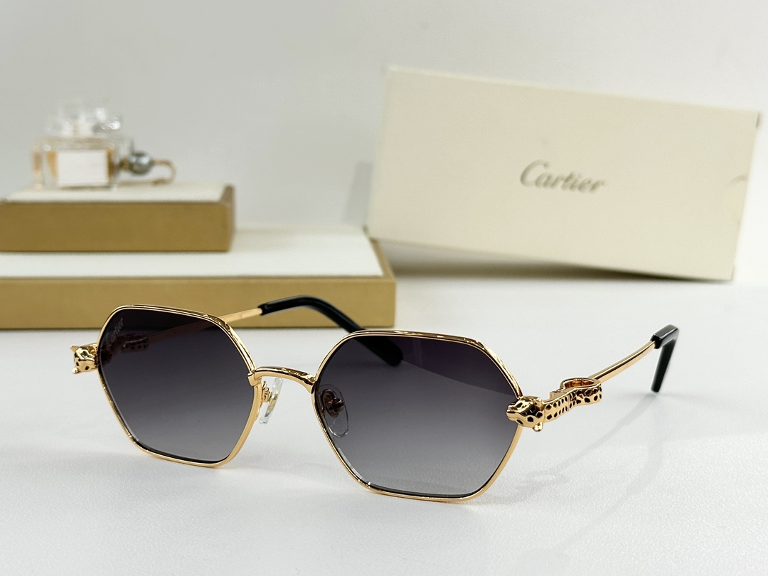 Cartie*MODEL：CT0754SSIZE: 143 变色：