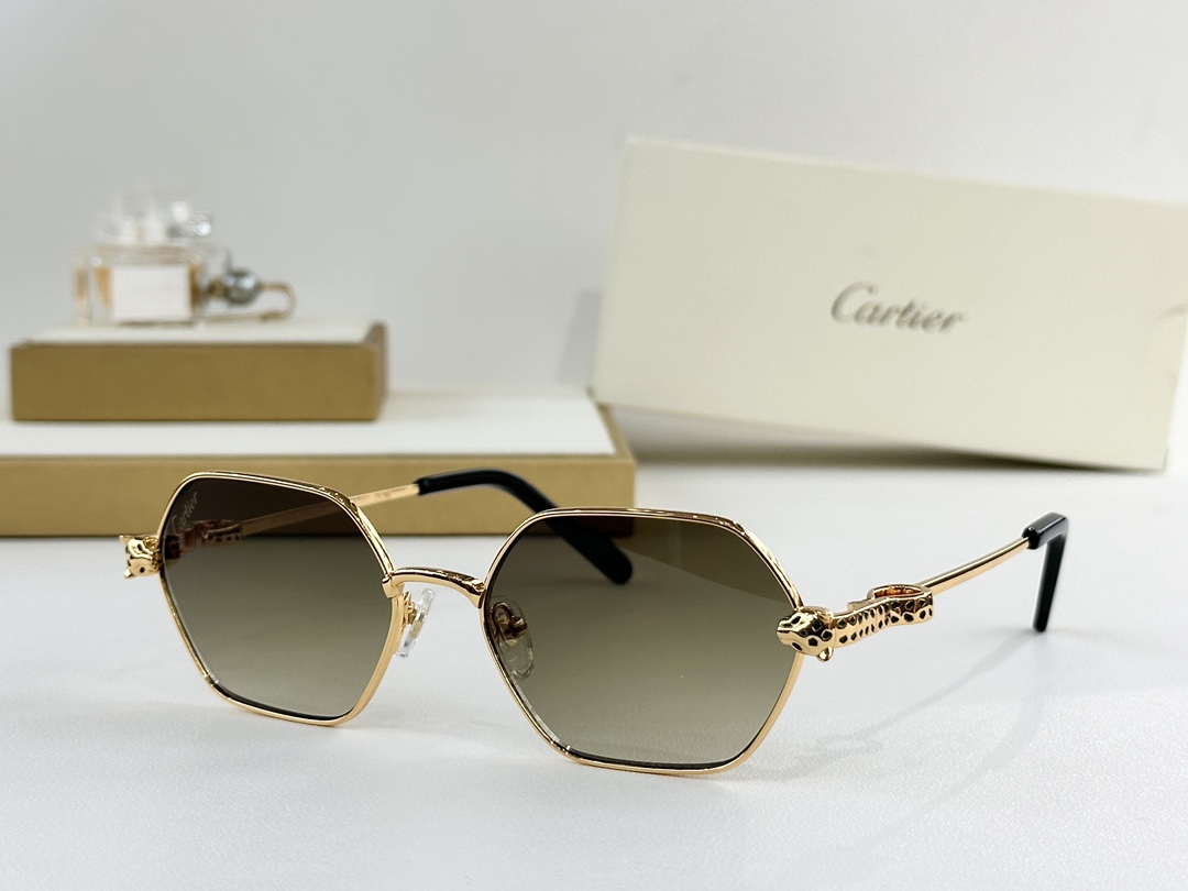 Cartie*MODEL：CT0754SSIZE: 143 变色：