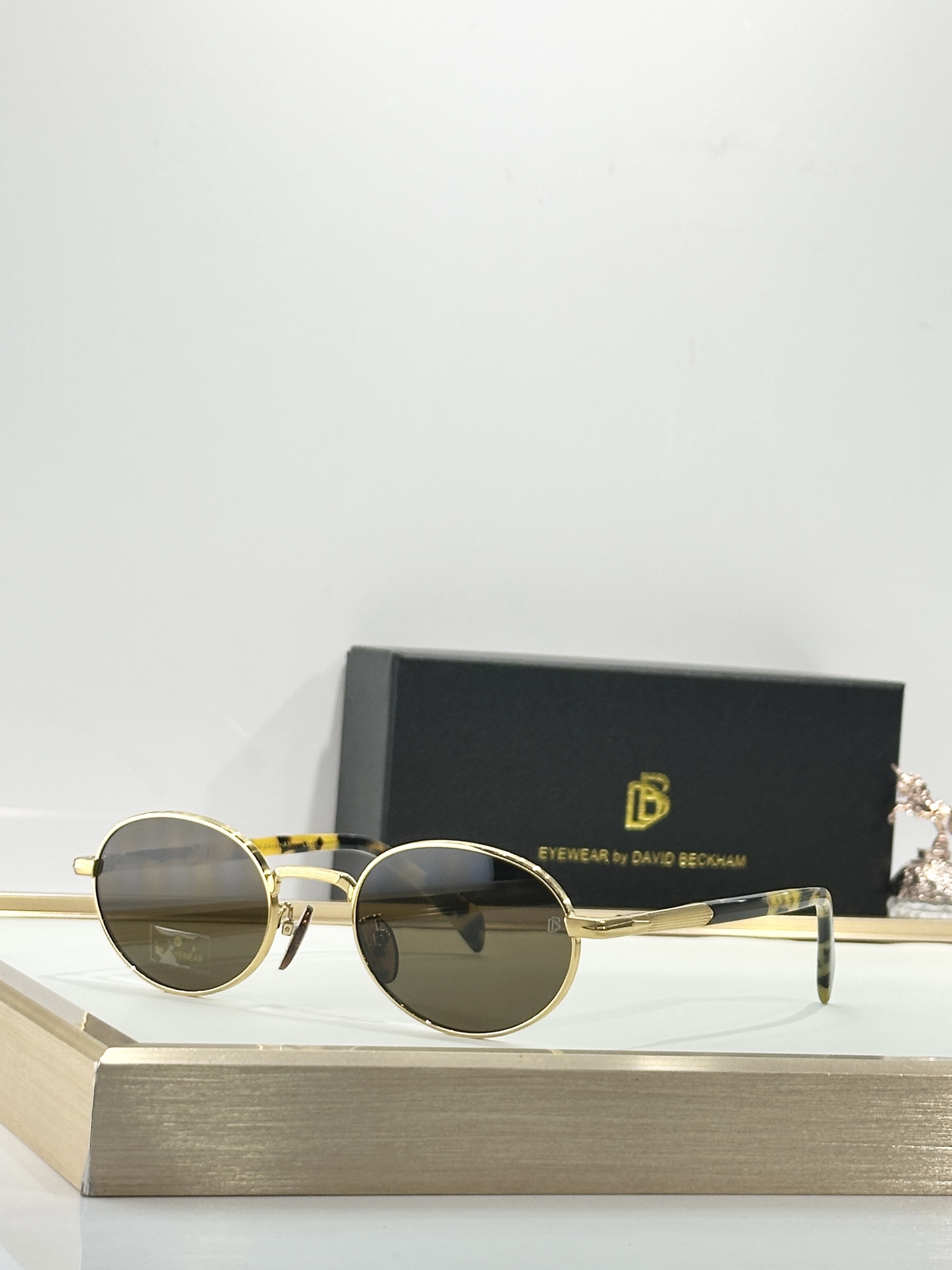 DAVID BECKHAMMOD：DB 1196/SSize：52口22 145