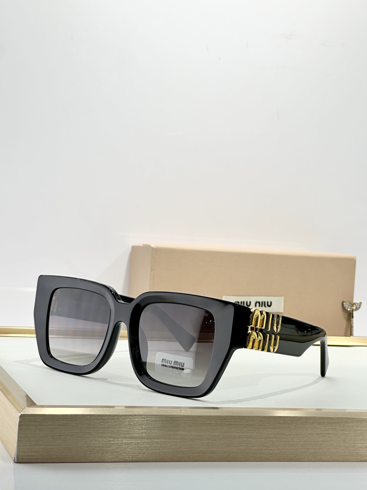 MIUMI*MOD：MU B05SSize：51口21 140