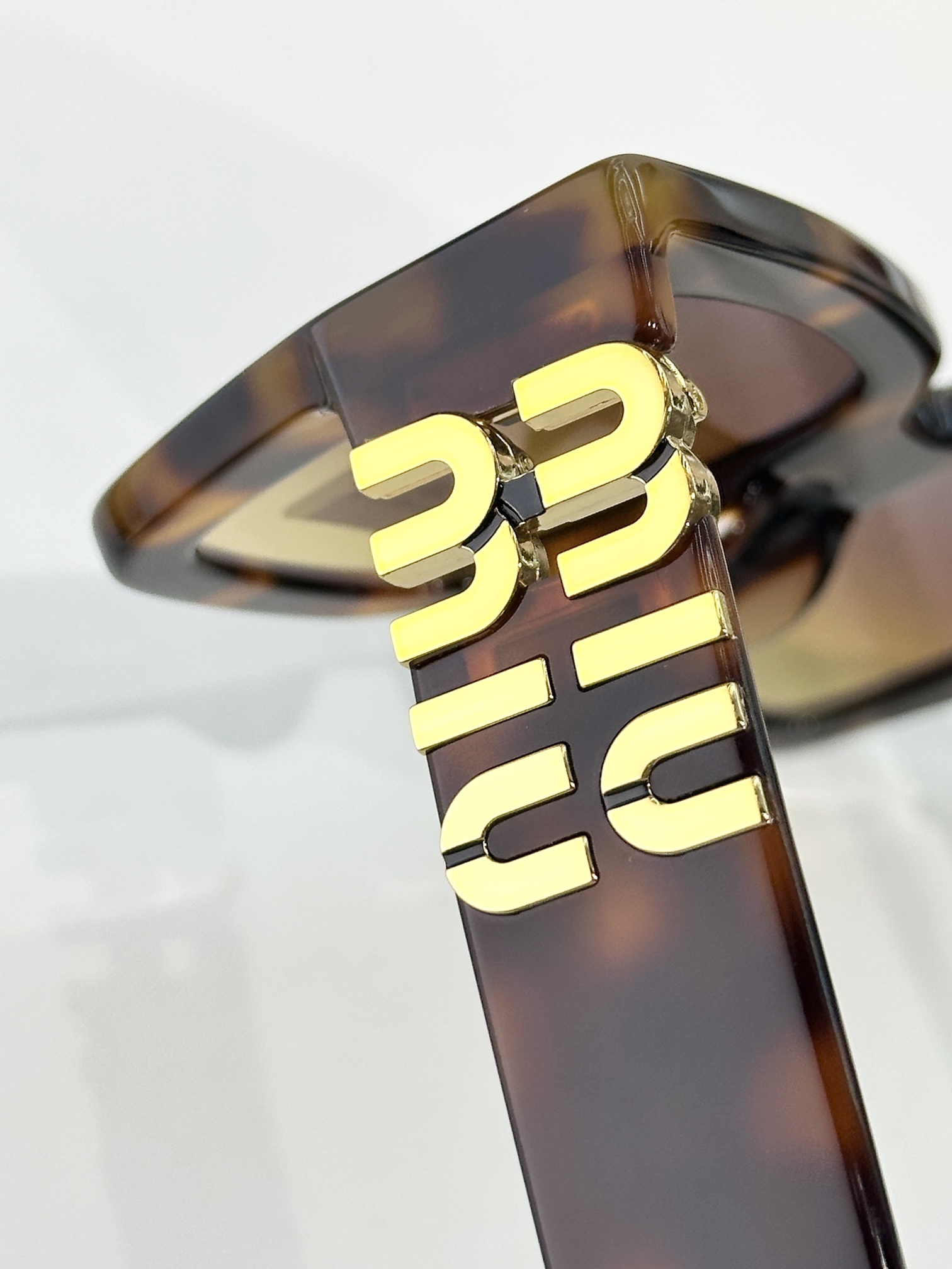 MIUMI*MOD：MU B05SSize：51口21 140