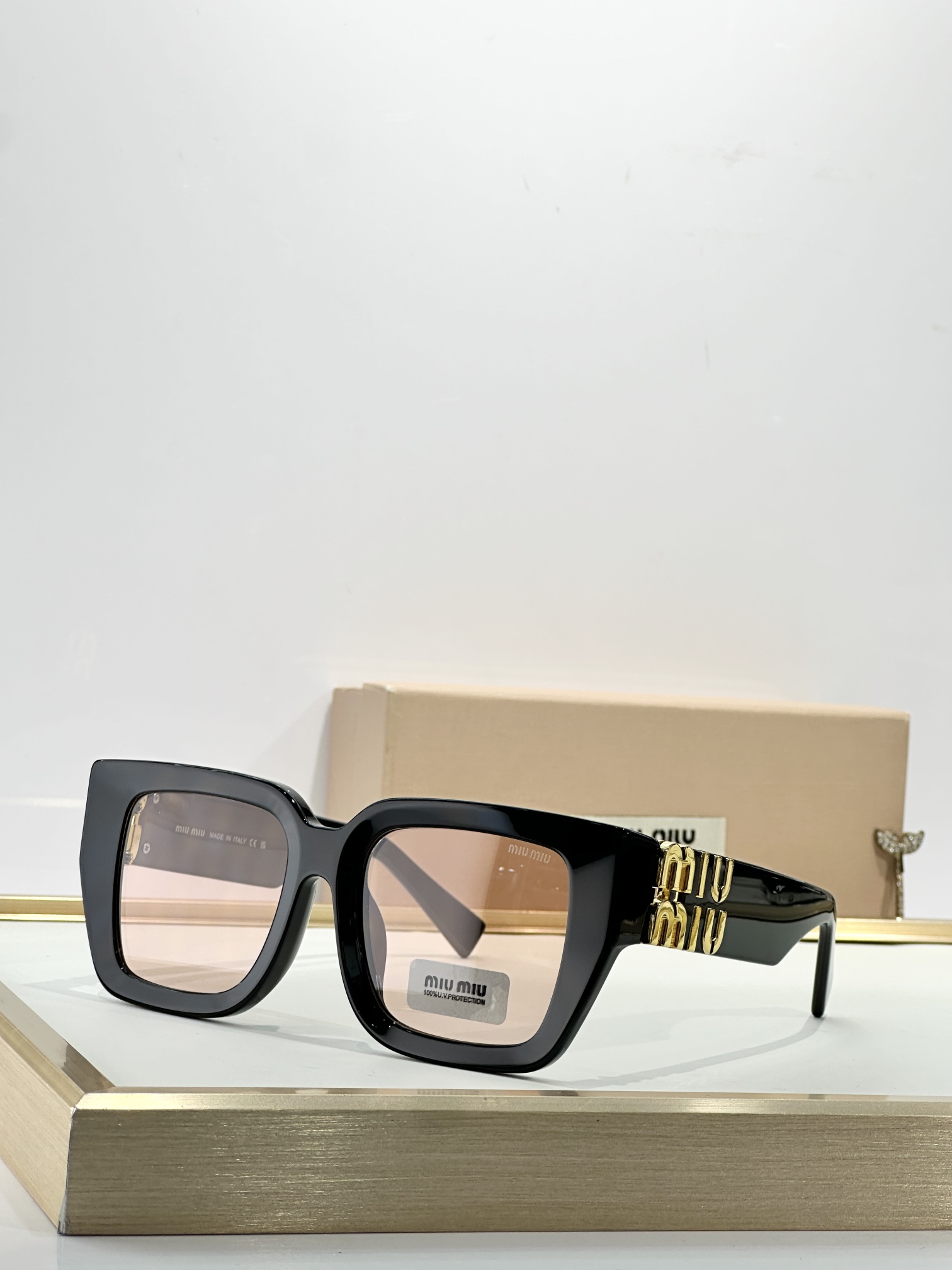 MIUMI*MOD：MU B05SSize：51口21 140