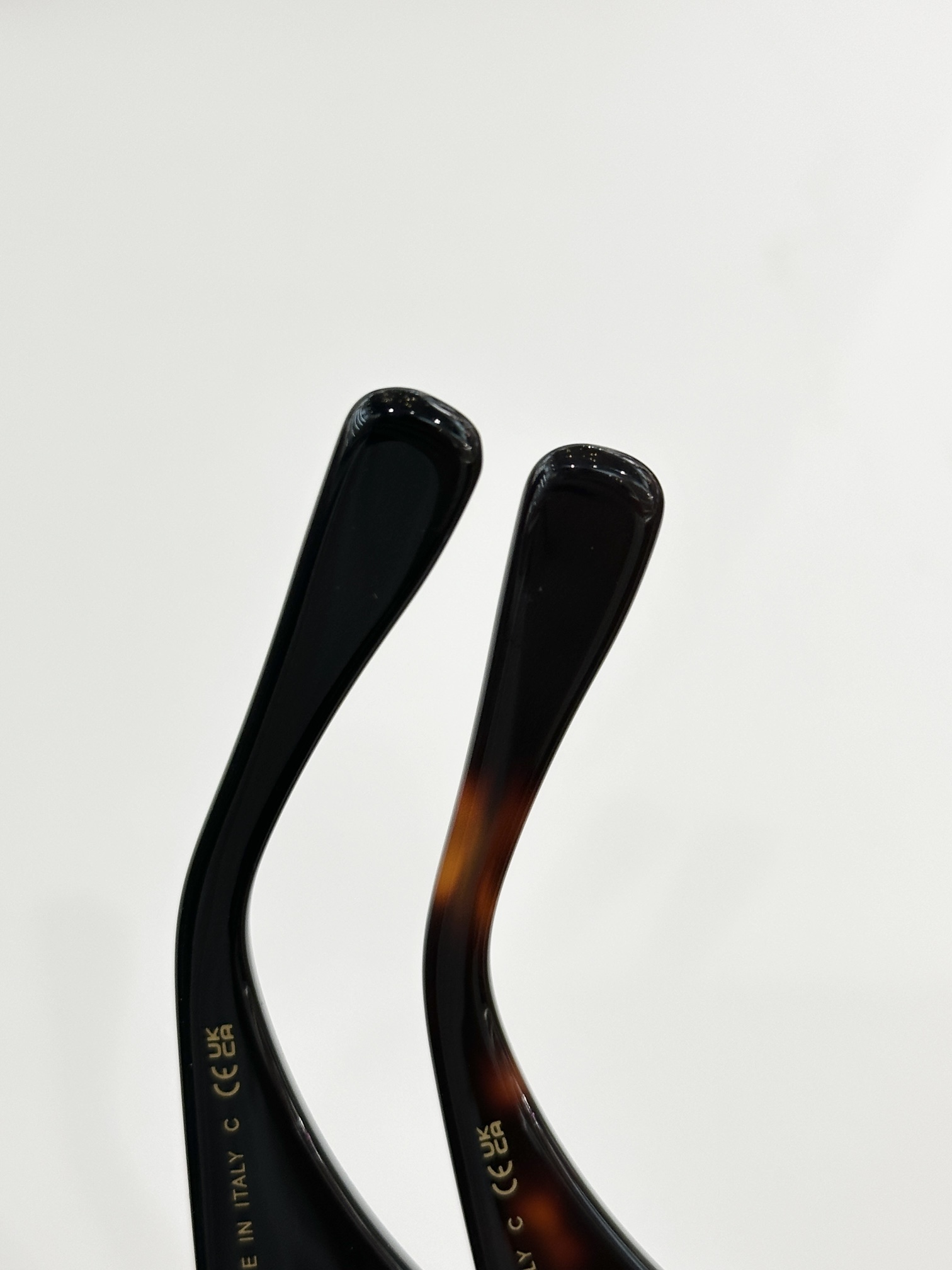 VERSAC*MODEL：VE4426BUSIZE：54口19-145