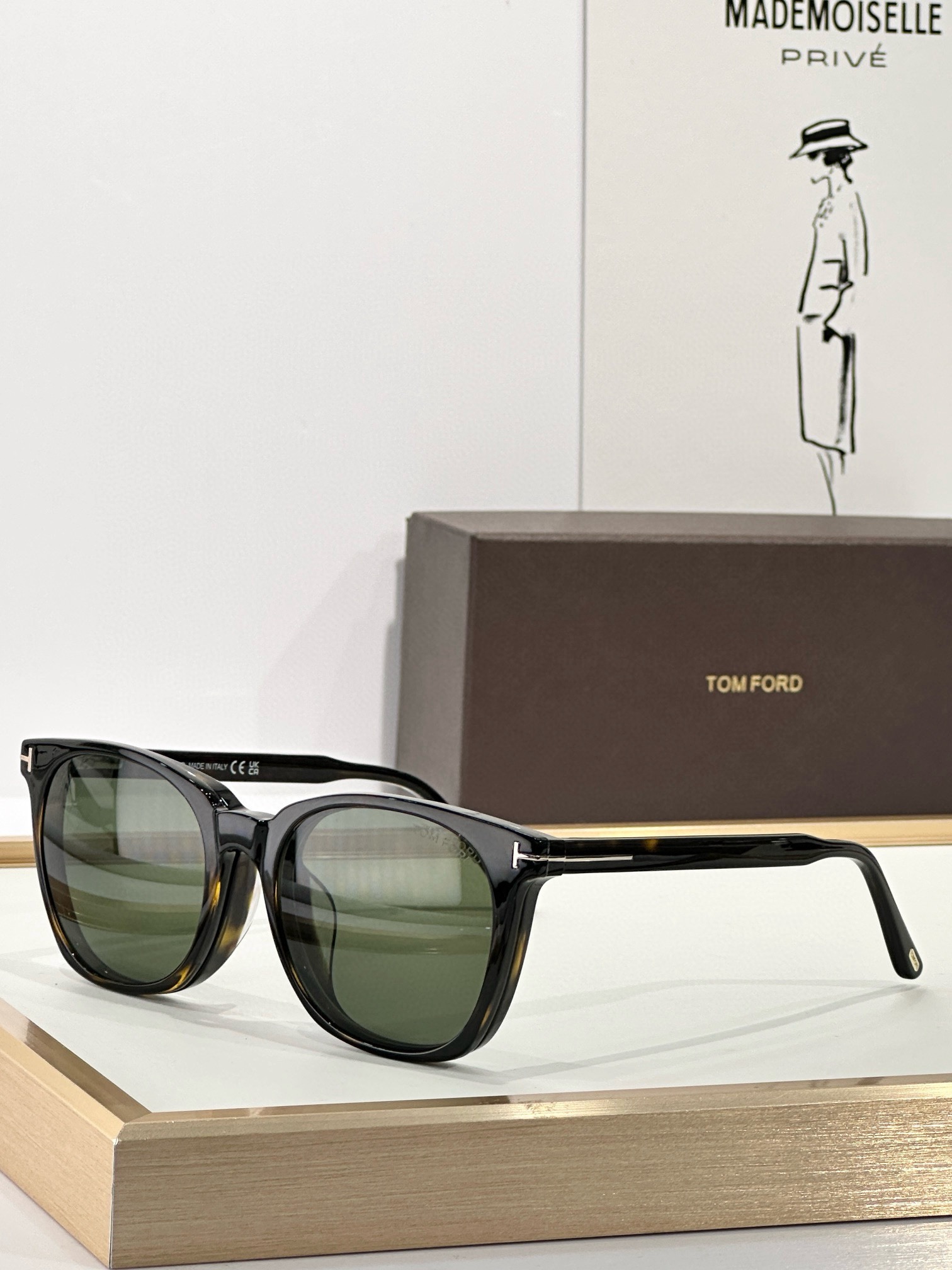 Tom Ford TOM FORD
