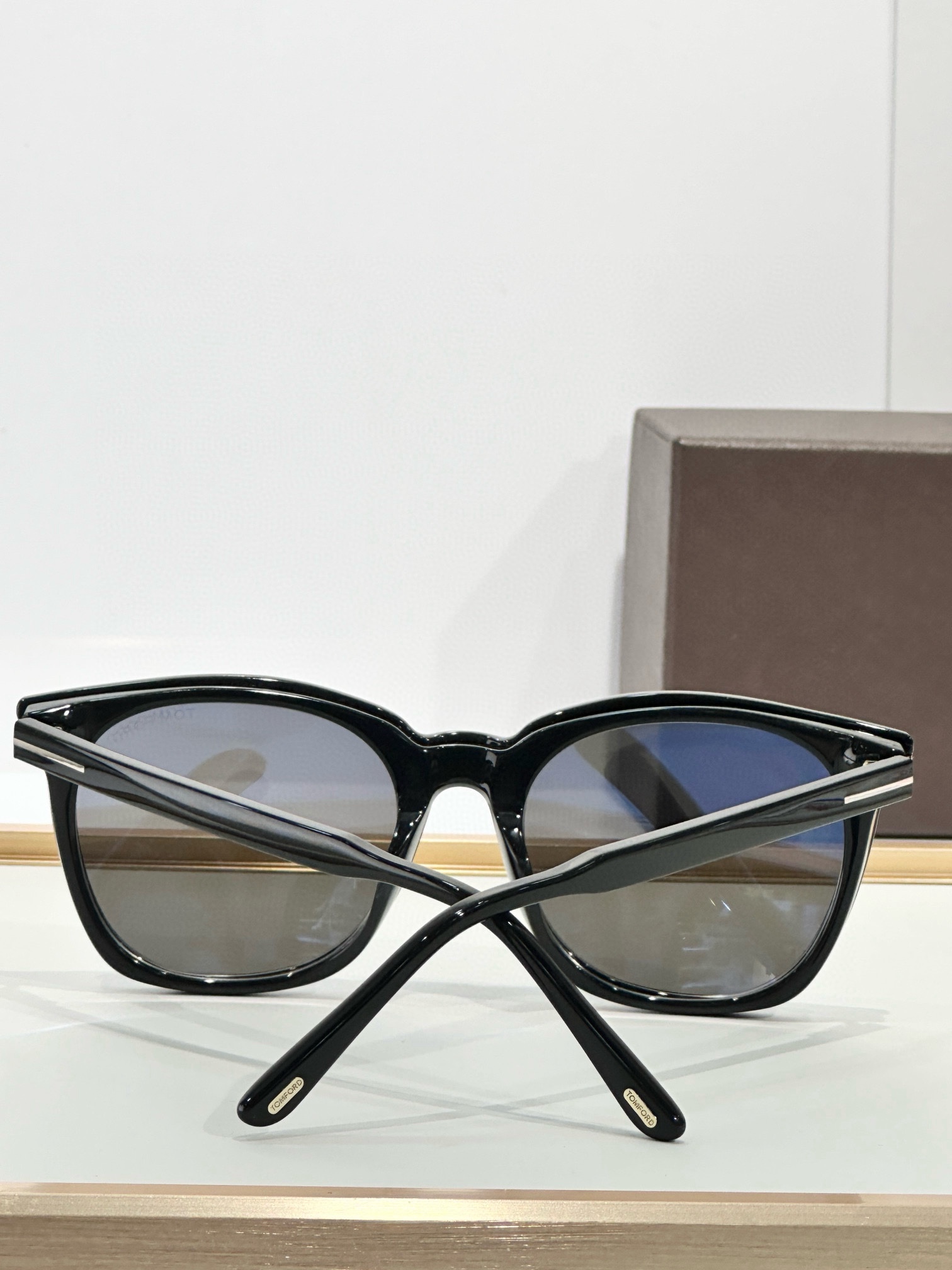 Tom Ford TOM FORD
