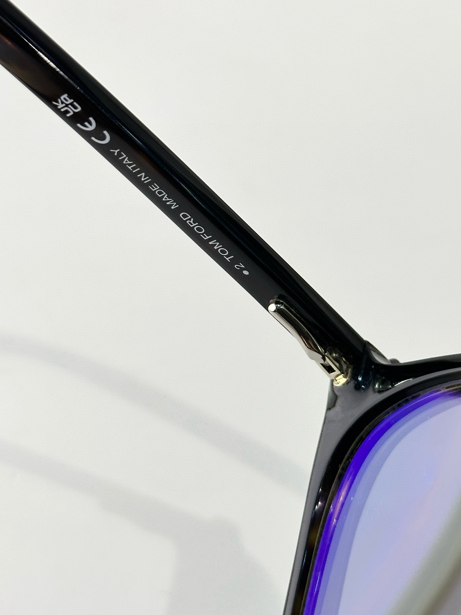 Tom Ford TOM FORD