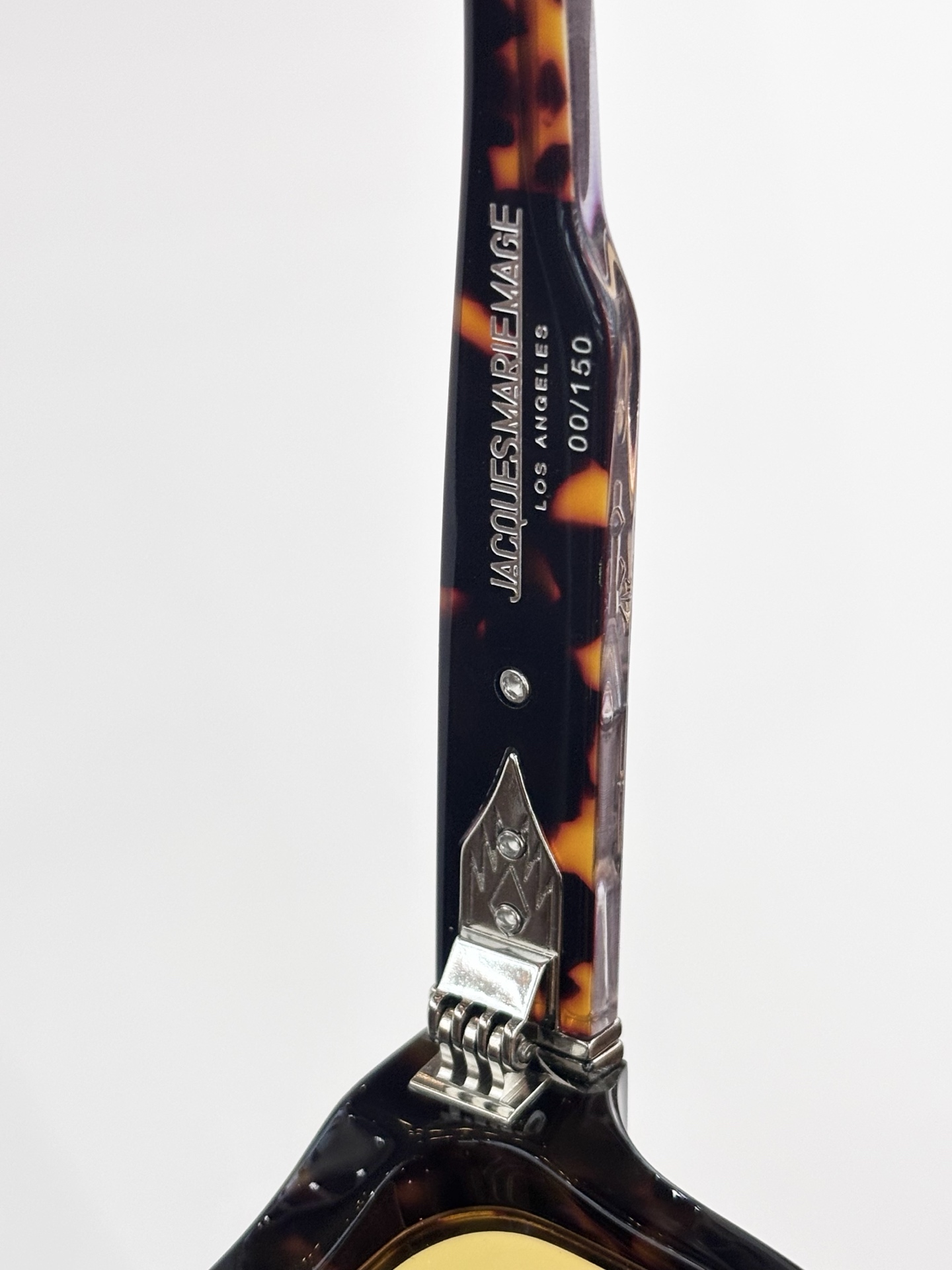 JACQUES MARIE MAG*MODEL:LARAMIESIZE: 52口