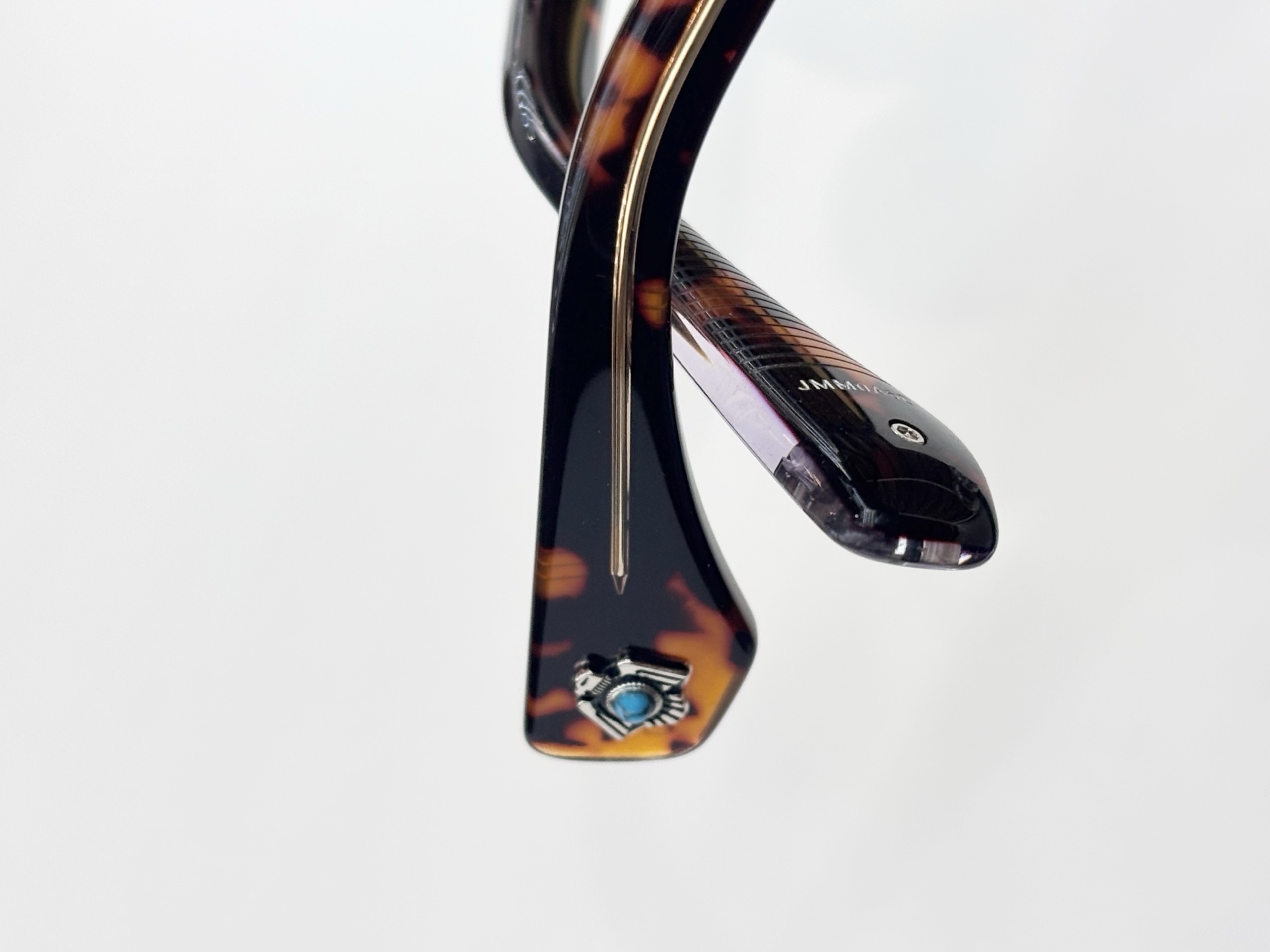 JACQUES MARIE MAG*MODEL:LARAMIESIZE: 52口