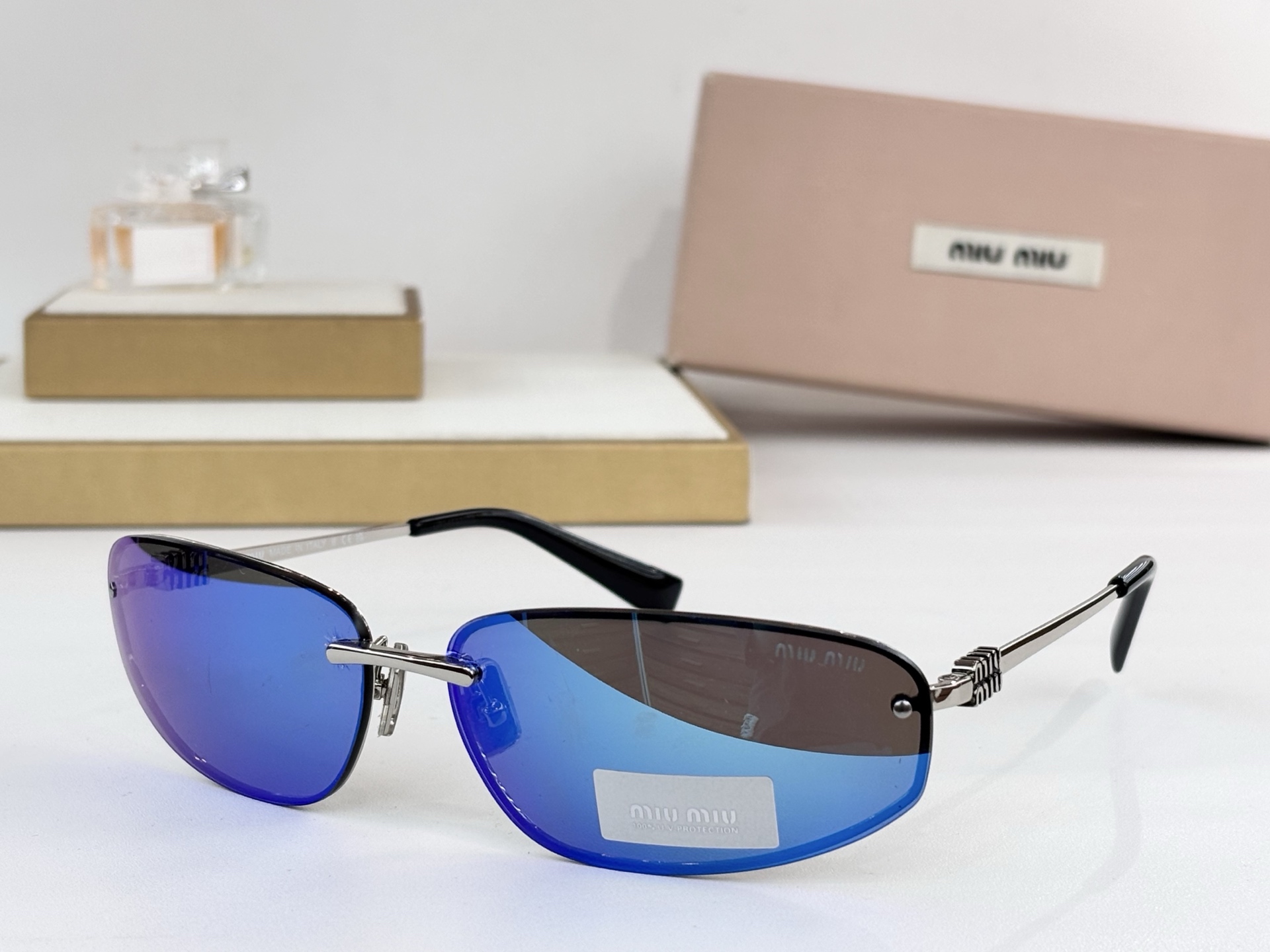 MIU MI* MODEL：SMUA50SIZE：69口15-130