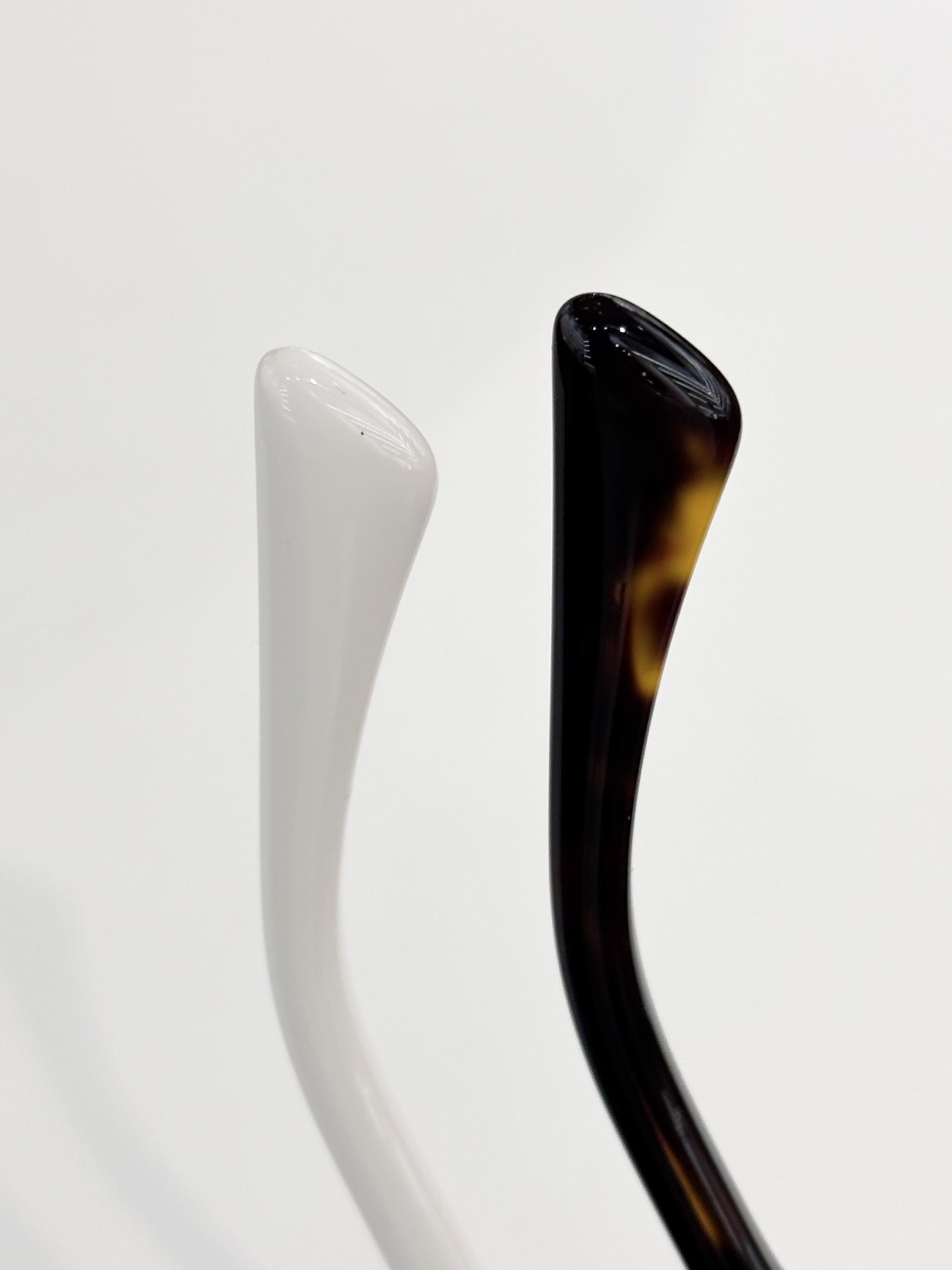 Cartie*MODEL：CT0588SSize：145