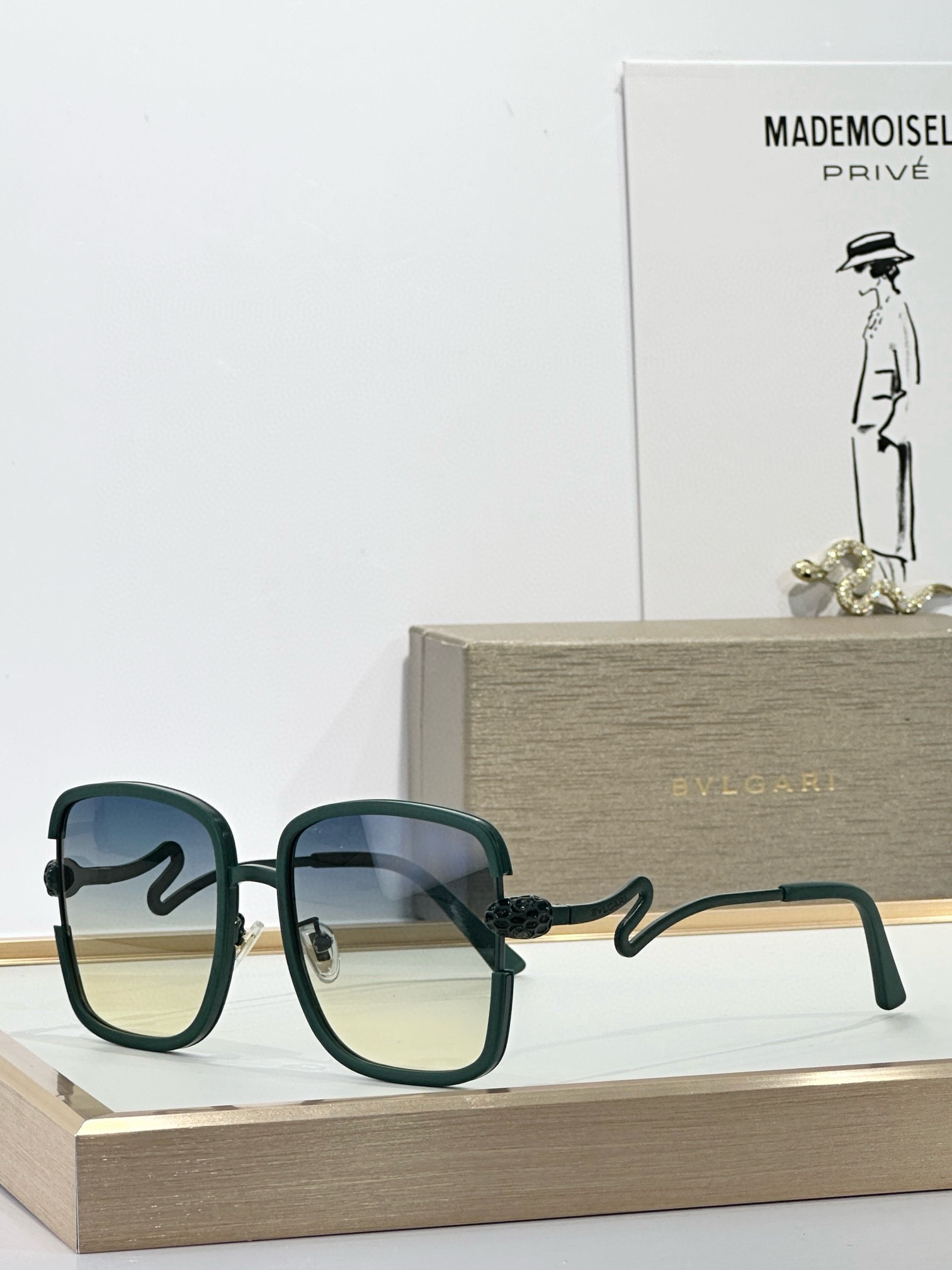 BVLGARIMOD：BV8880Size：57口20 142