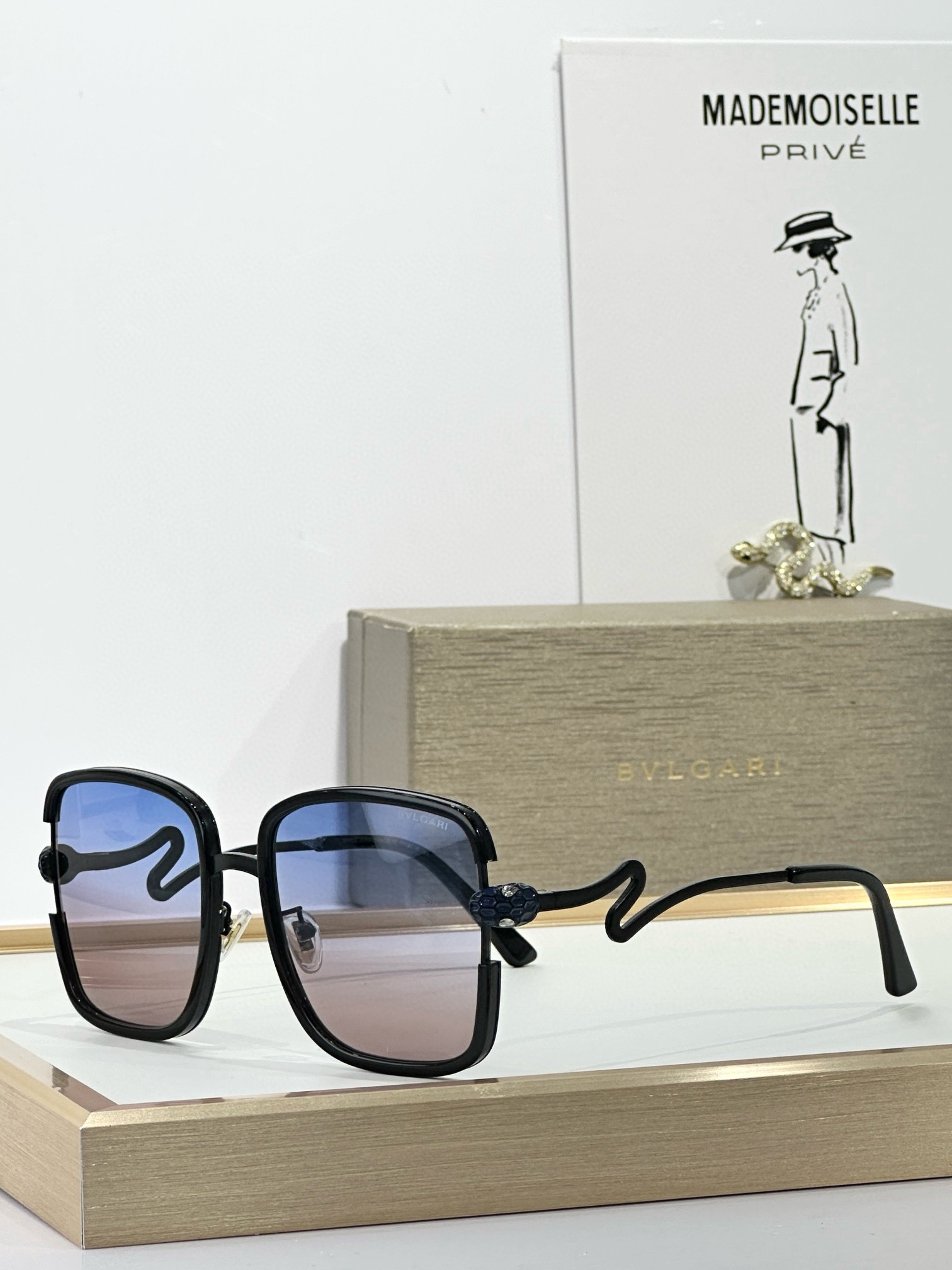 BVLGARIMOD：BV8880Size：57口20 142