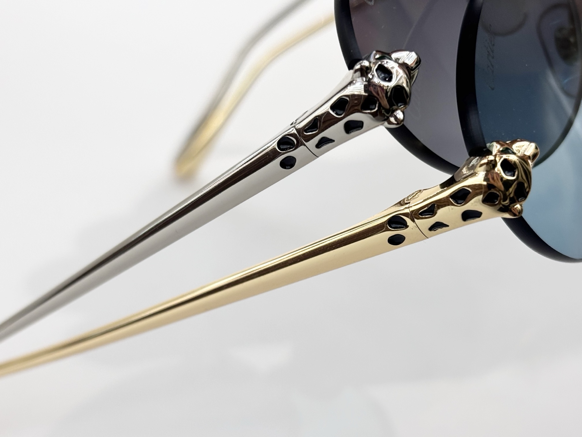 Cartie*MOD：CT0586SSize：56口18-140