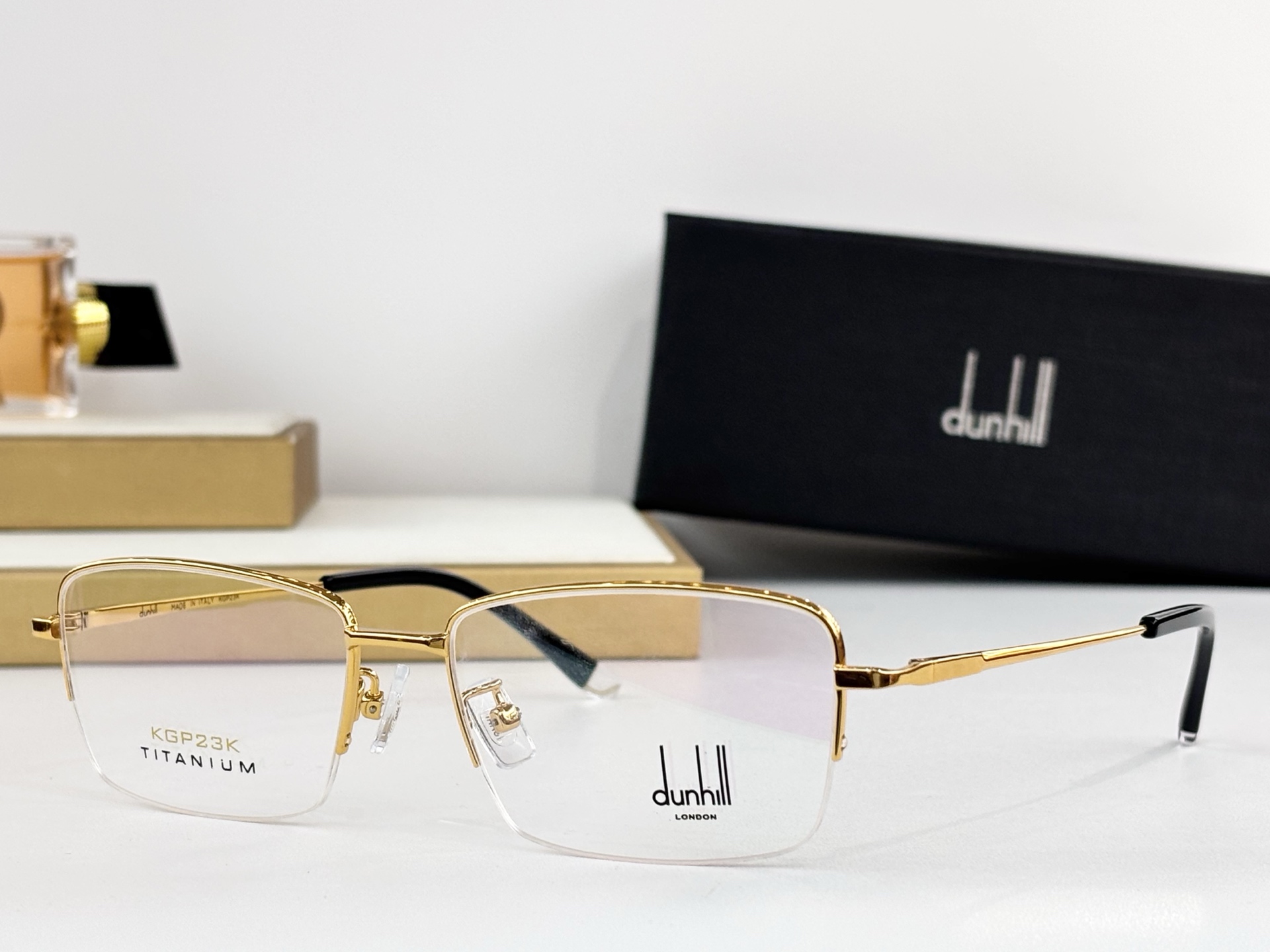 DUNHIL*登*喜路TITANIUMMODEL：61971SIZE：55口17-143