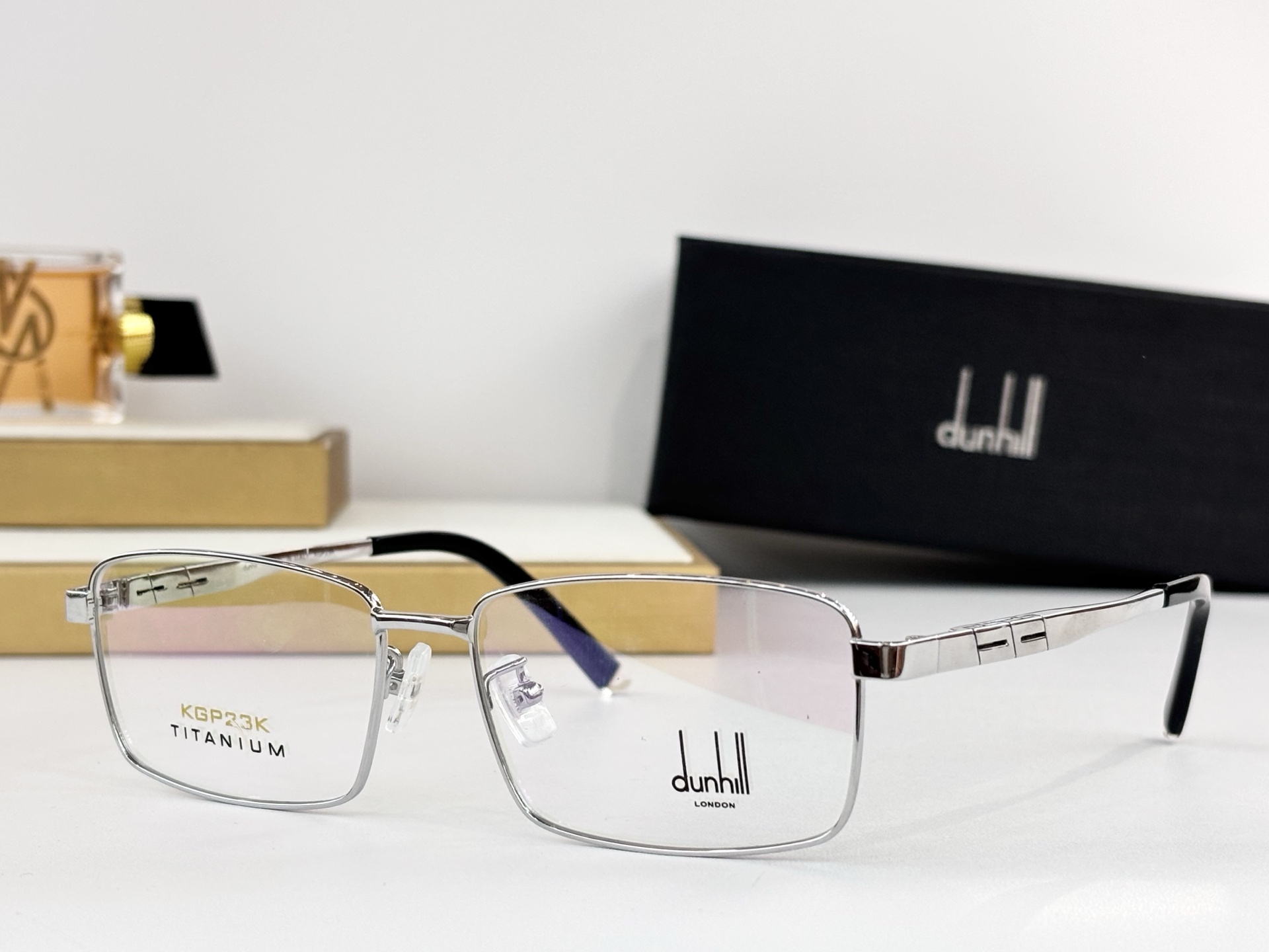 DUNHIL*登*喜路TITANIUMMODEL：61909SIZE：55口17-143