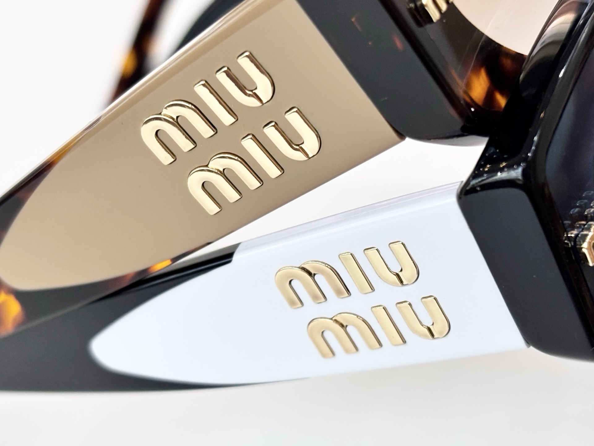 𝙈𝙄𝙐 𝙈𝙄𝙐MOD：MU13KS Size： 62口17-145